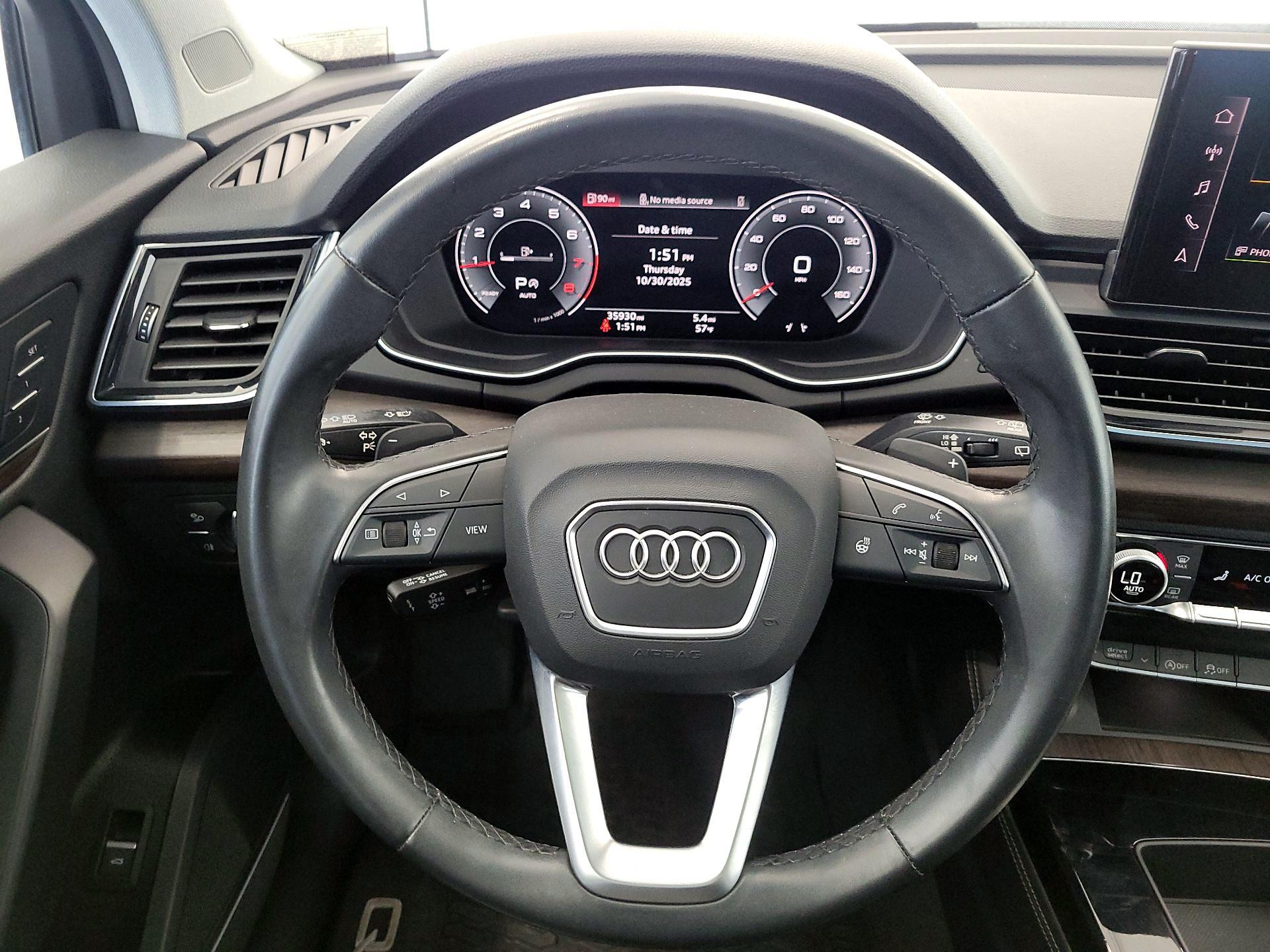 Thumbnail: 2022 Audi Q5 - 10