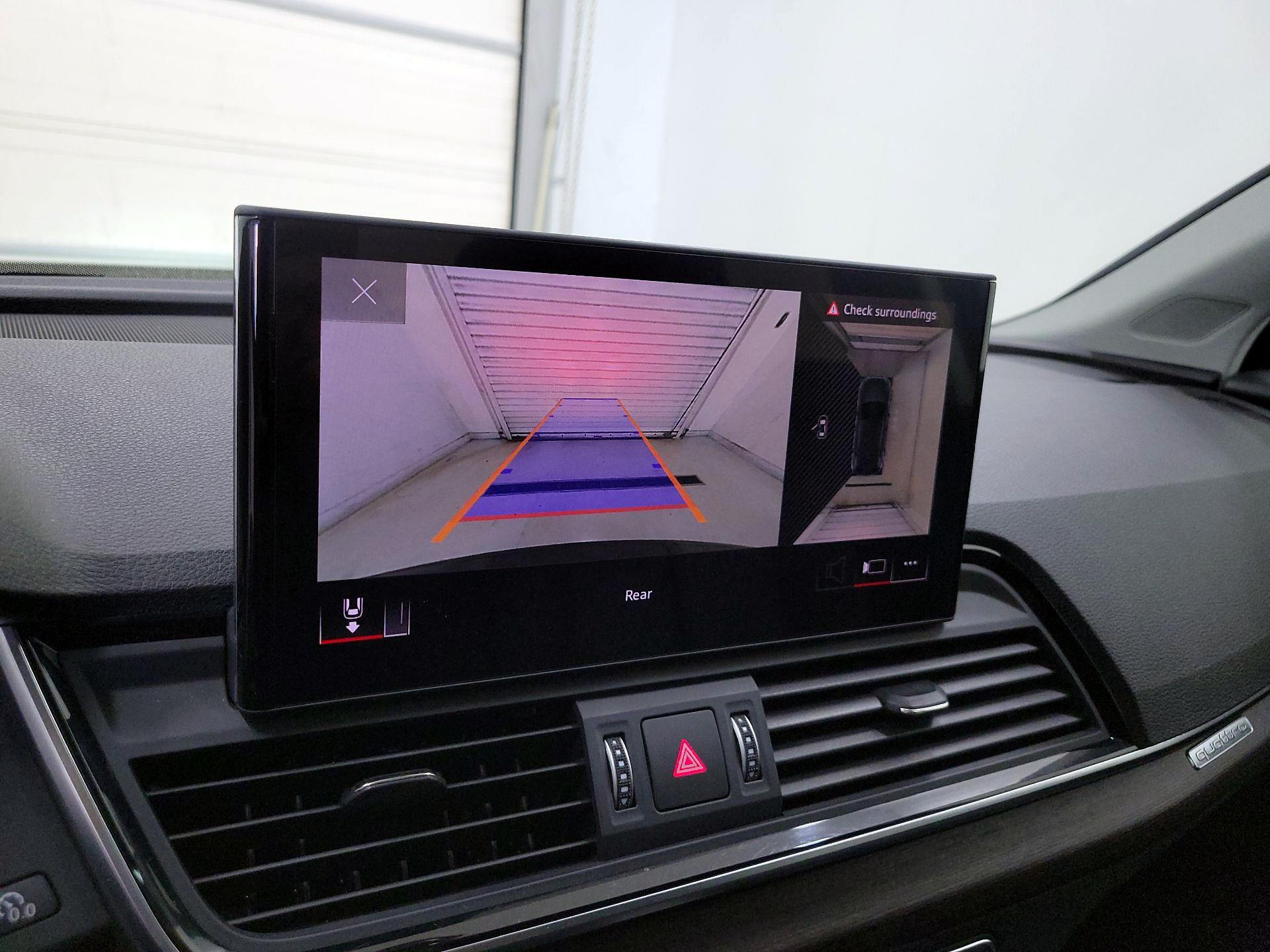 Thumbnail: 2022 Audi Q5 - 14