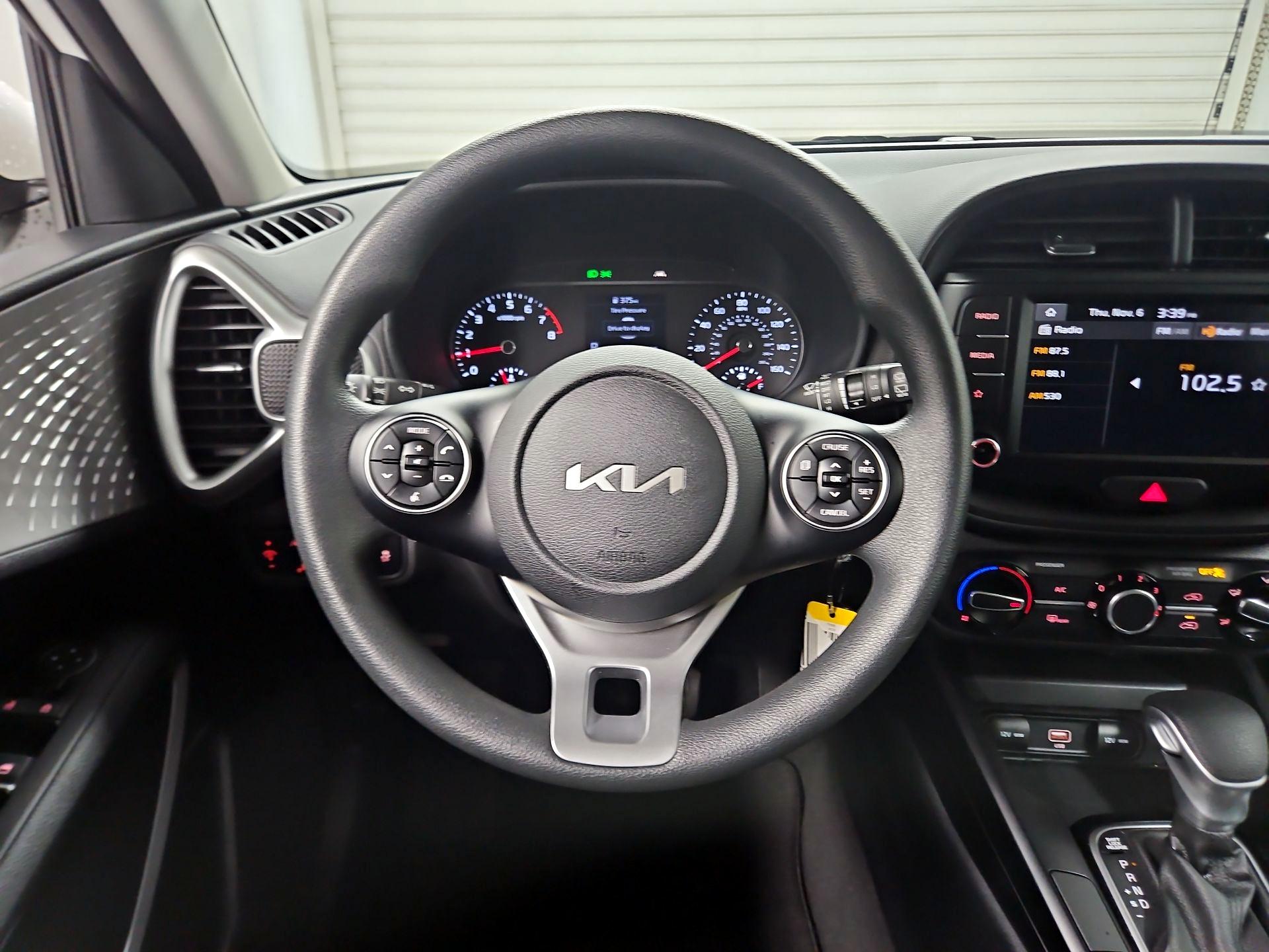 Thumbnail: 2022 Kia Soul - 10