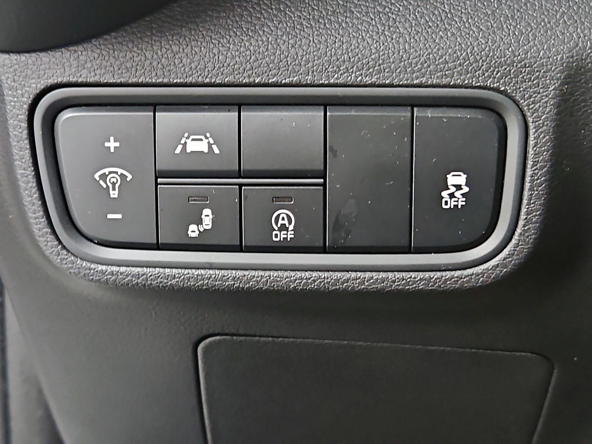 Thumbnail: 2022 Kia Soul - 13