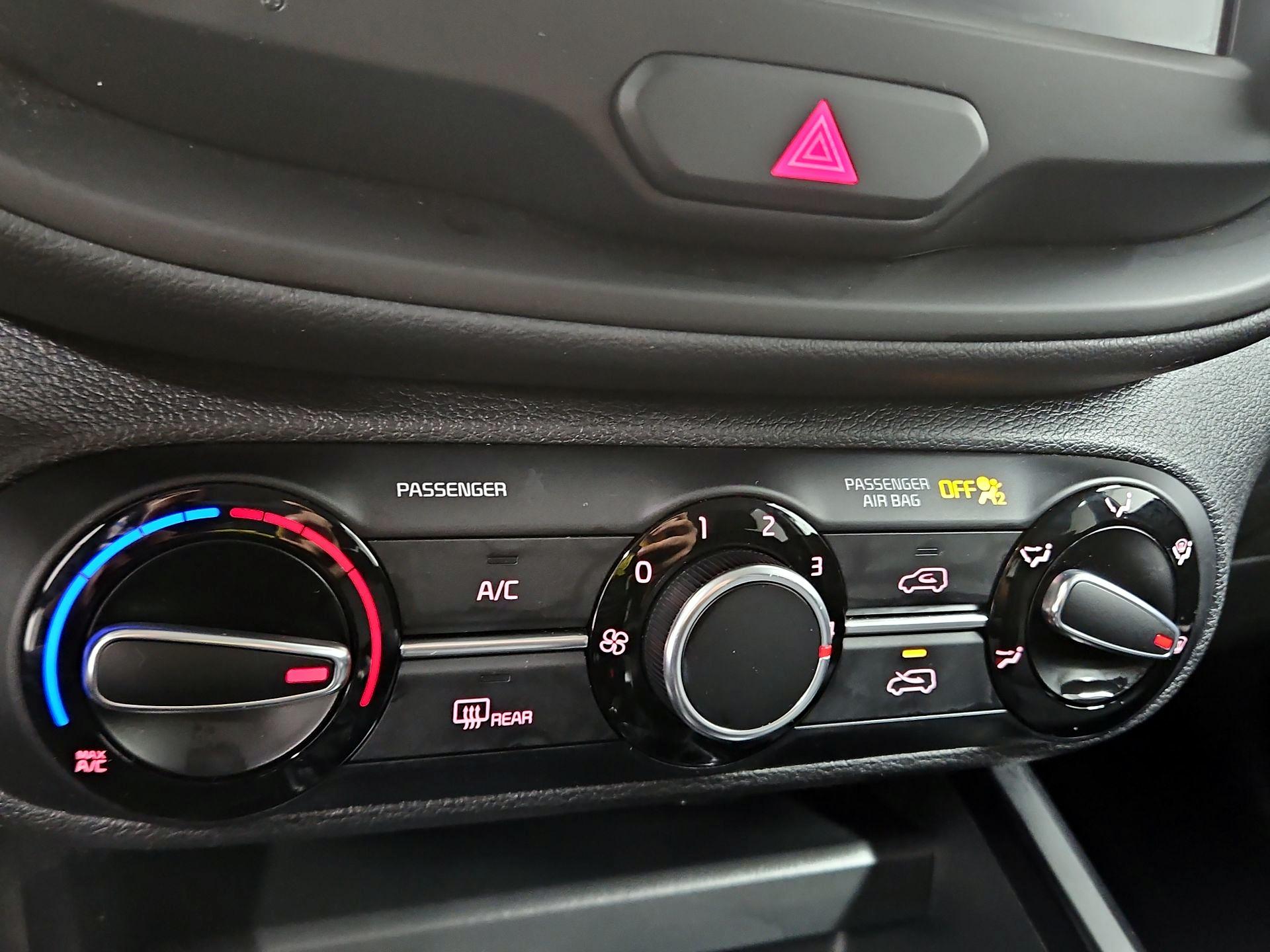 Thumbnail: 2022 Kia Soul - 16