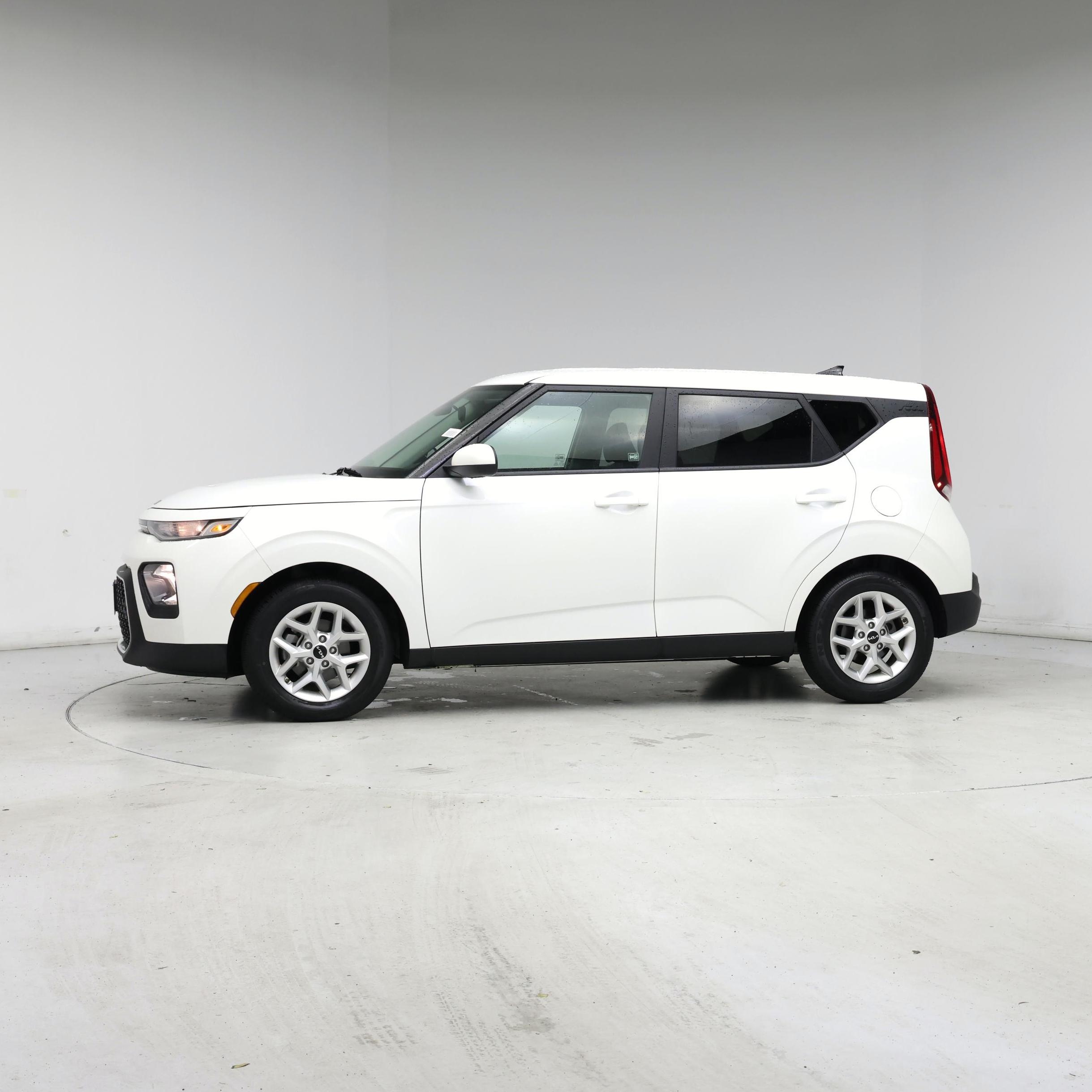 Thumbnail: 2022 Kia Soul - 3