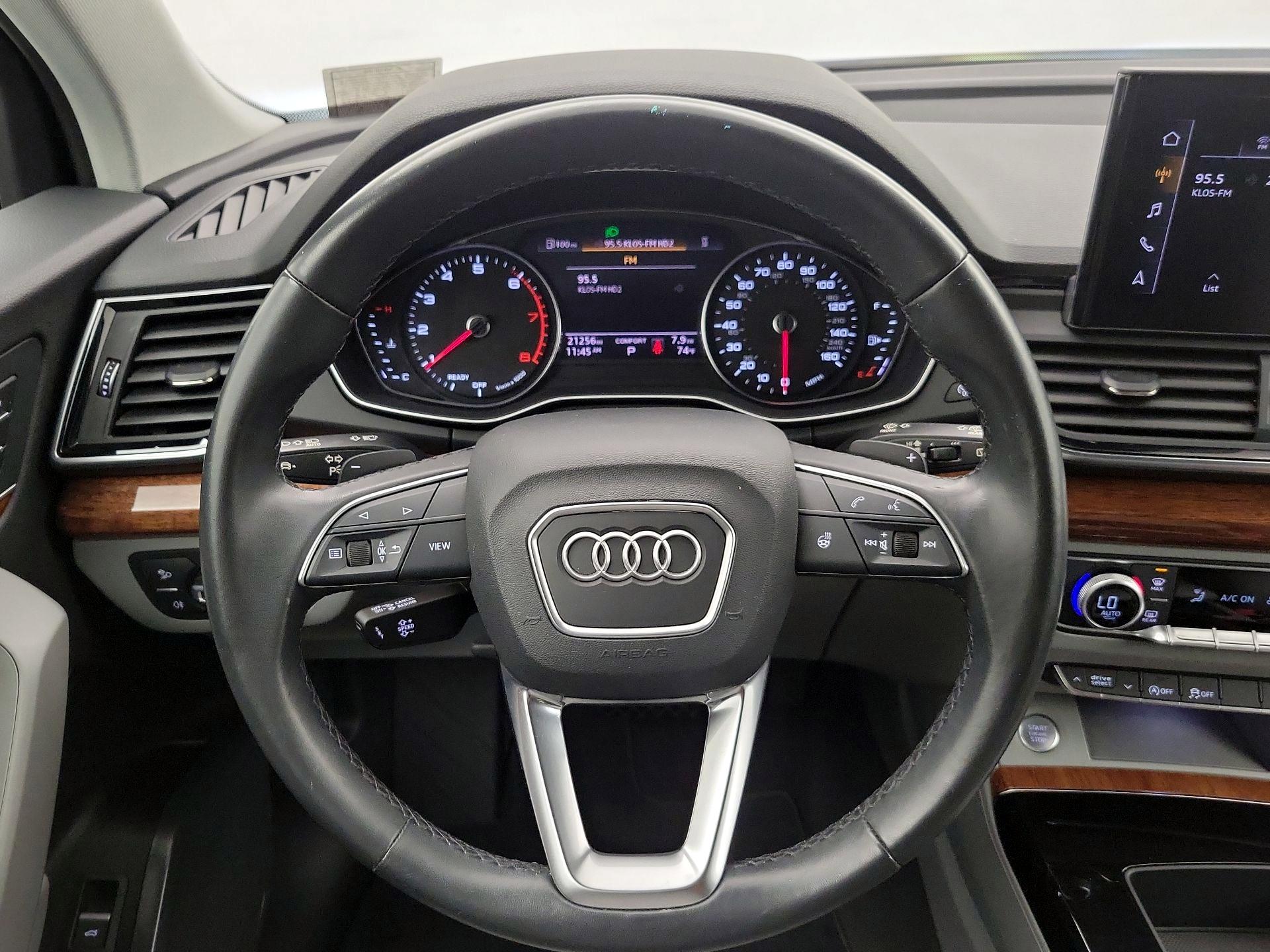 Thumbnail: 2022 Audi Q5 - 10