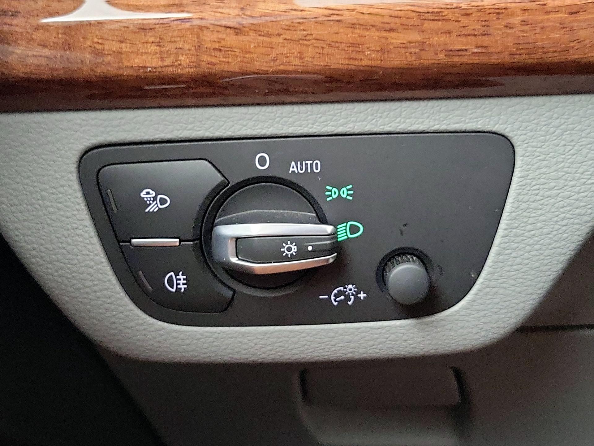 Thumbnail: 2022 Audi Q5 - 13