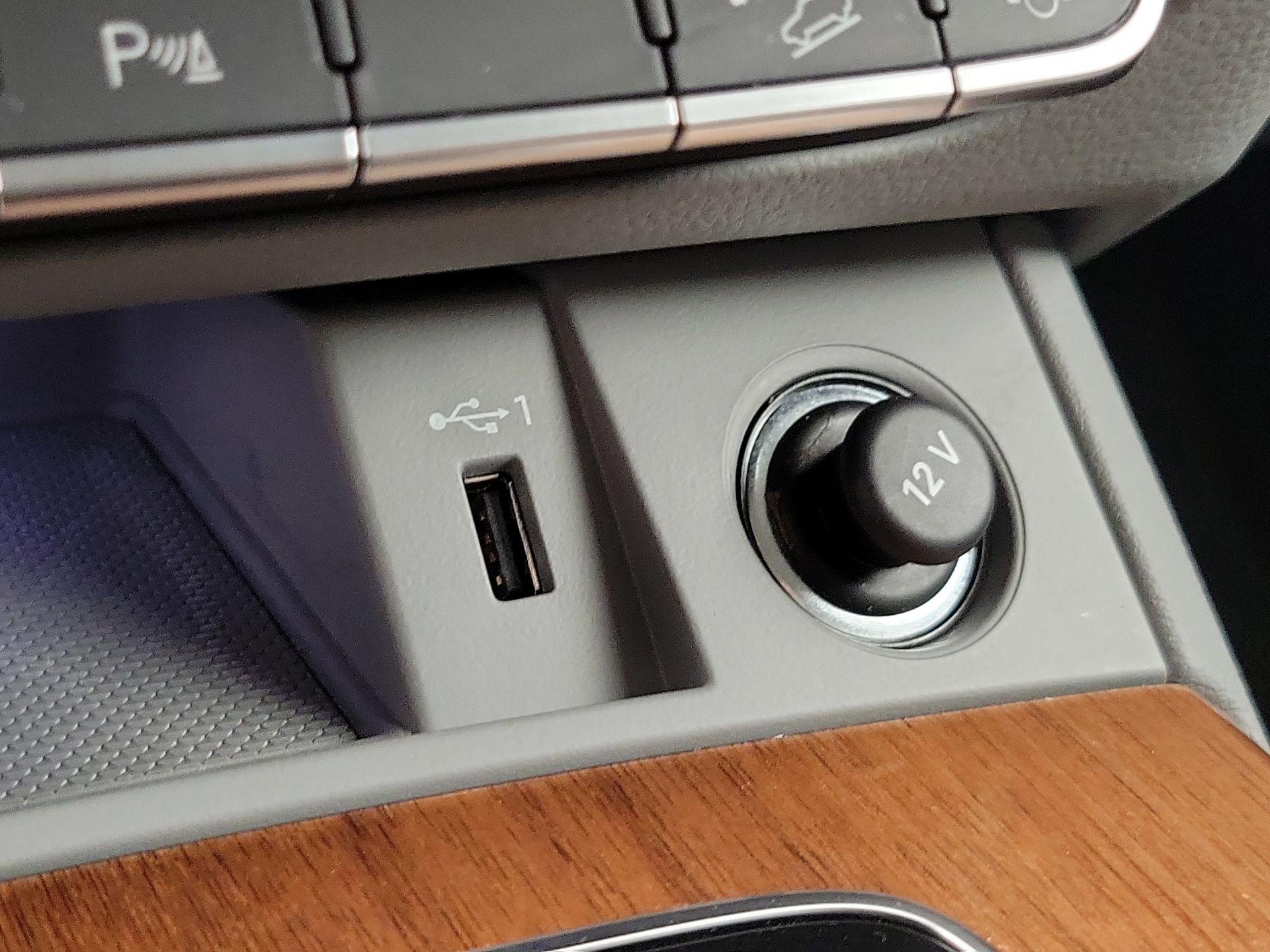 Thumbnail: 2022 Audi Q5 - 18