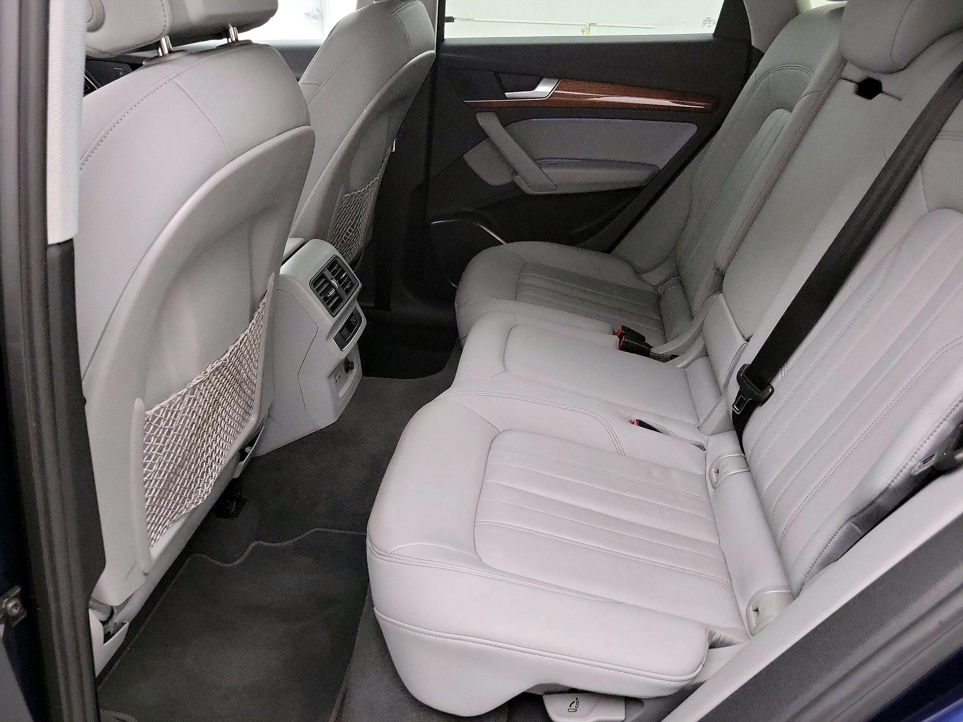 Thumbnail: 2022 Audi Q5 - 19