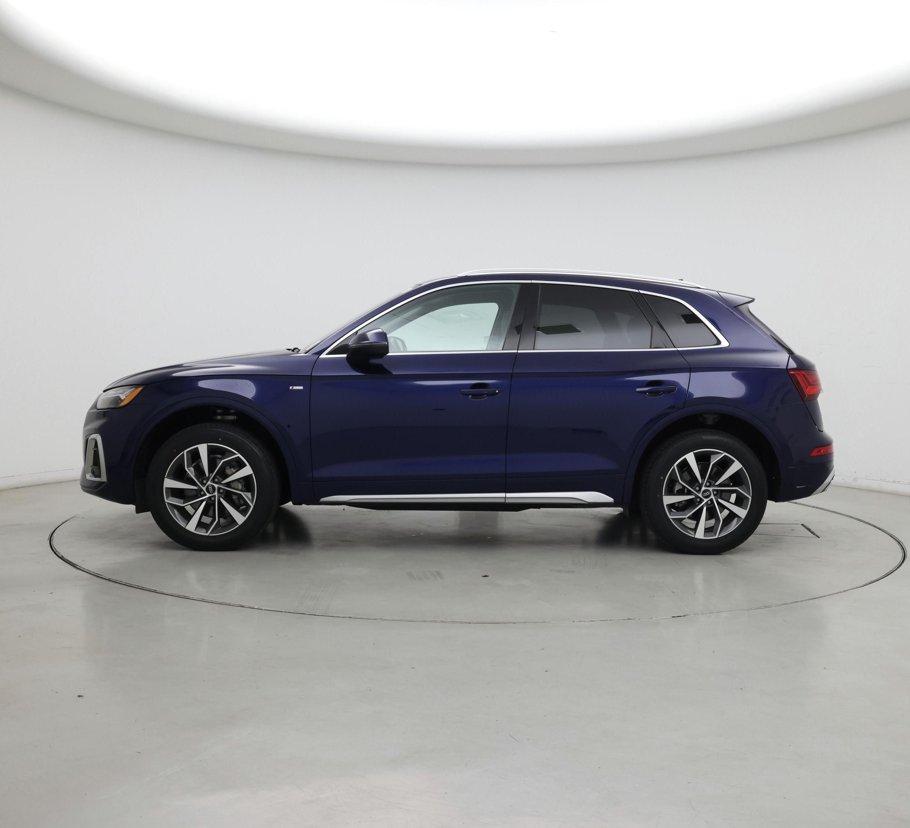 Thumbnail: 2022 Audi Q5 - 3