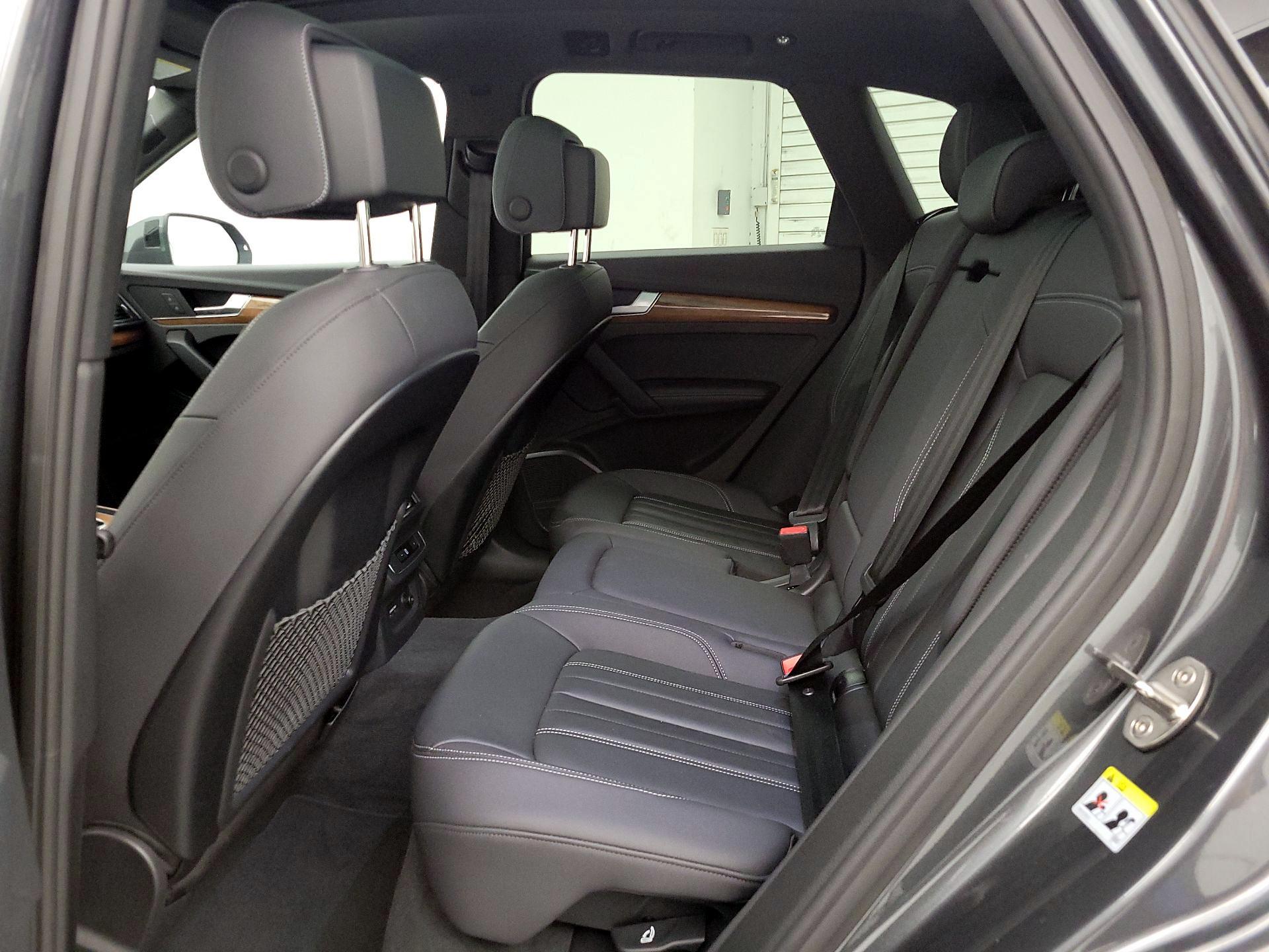 Thumbnail: 2022 Audi Q5 - 20