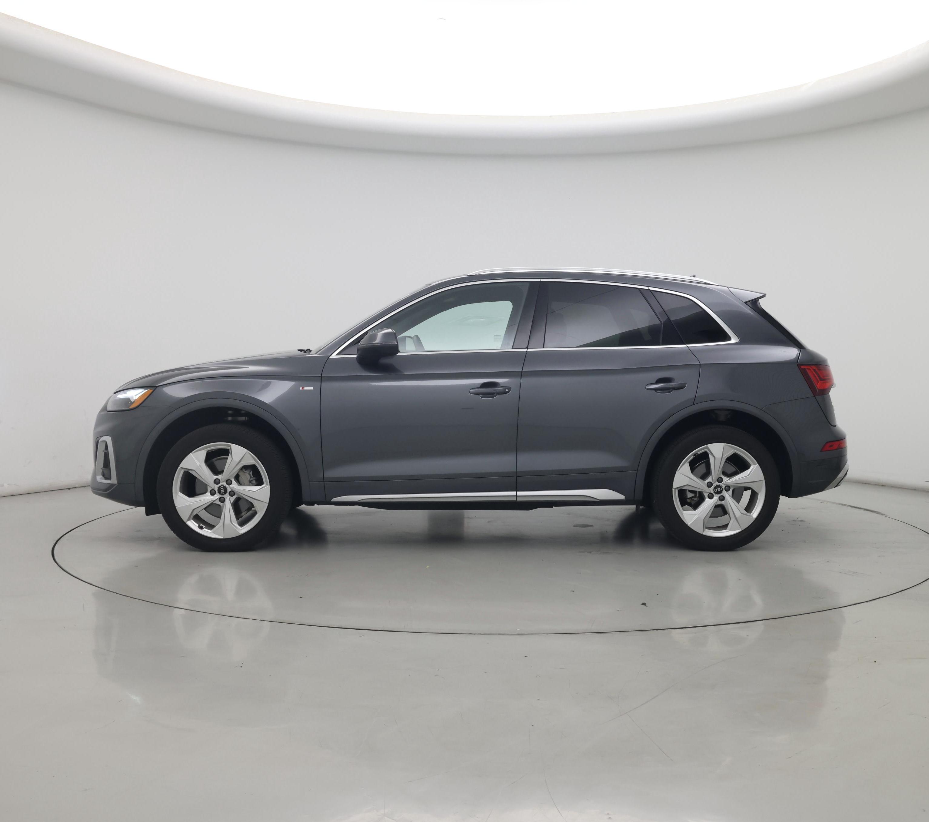 Thumbnail: 2022 Audi Q5 - 3