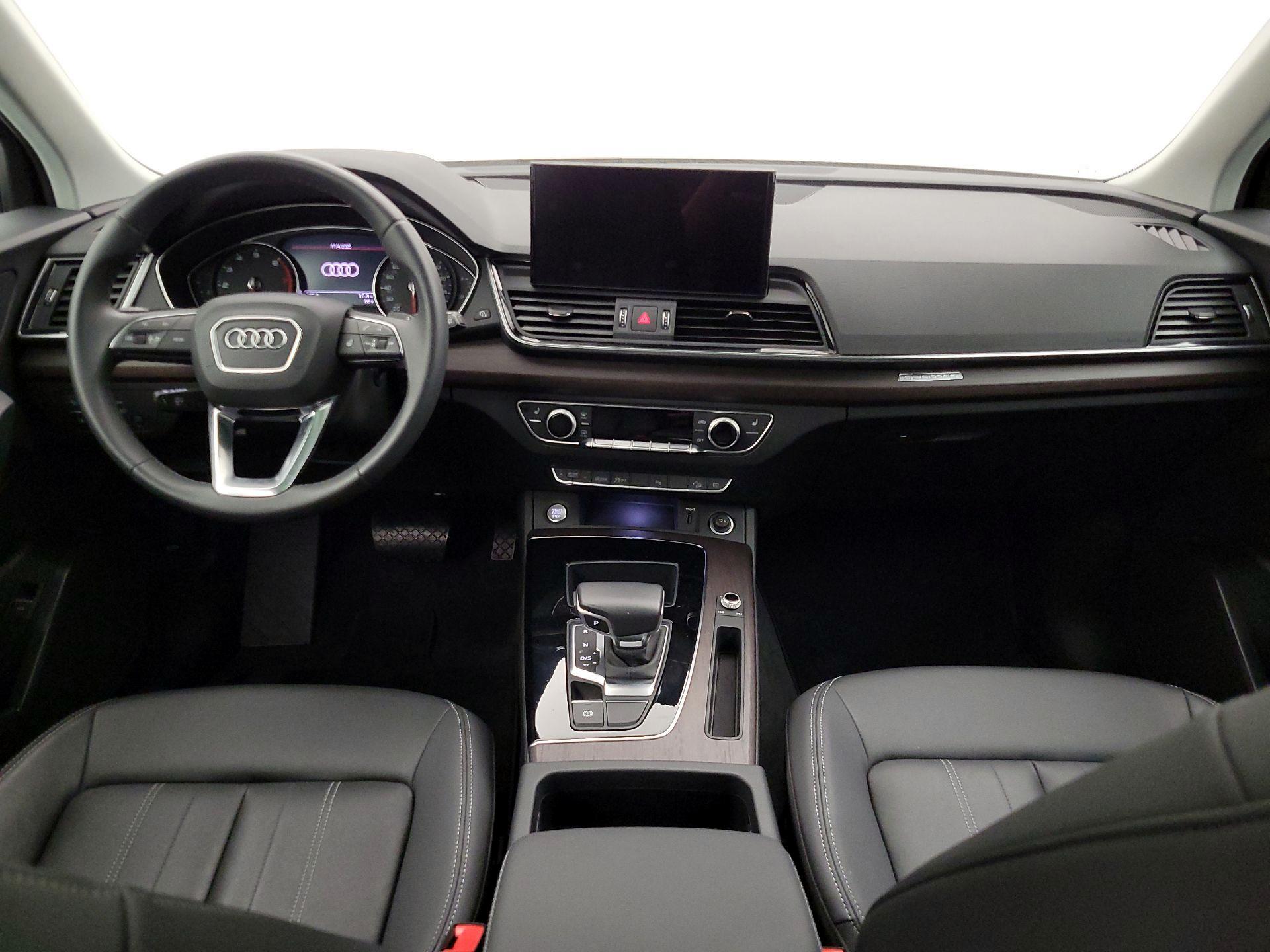 Thumbnail: 2022 Audi Q5 - 9