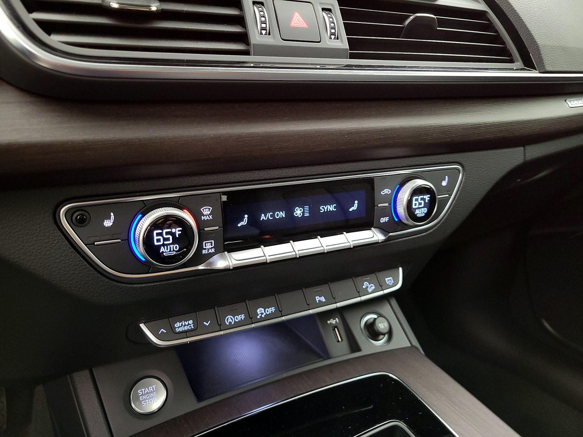 Thumbnail: 2022 Audi Q5 - 16