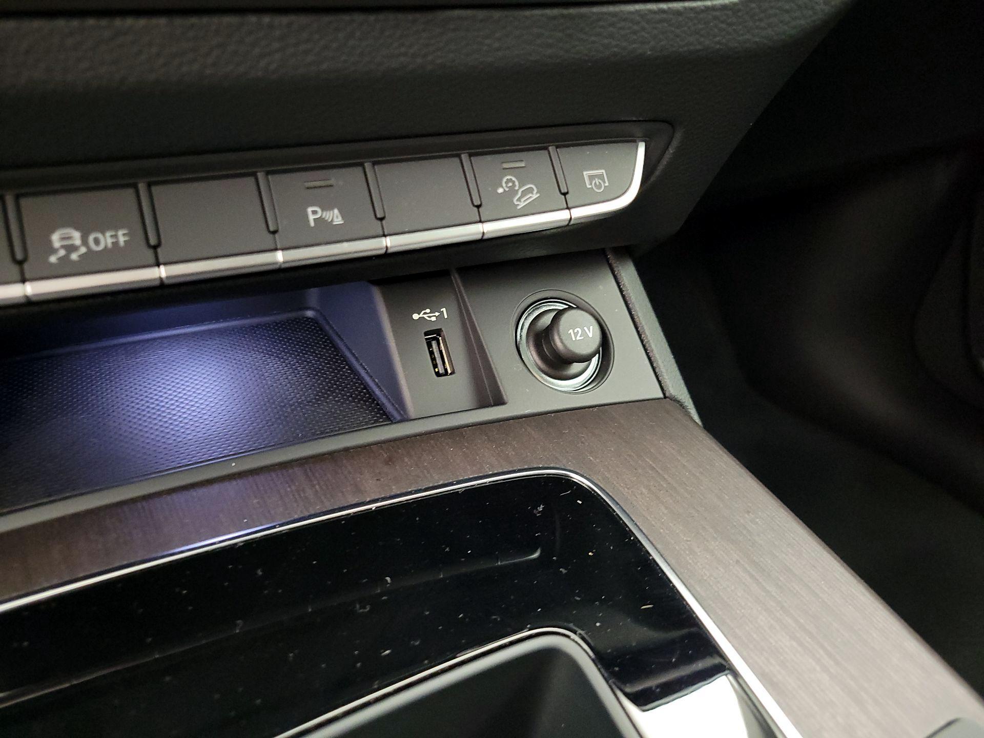 Thumbnail: 2022 Audi Q5 - 18