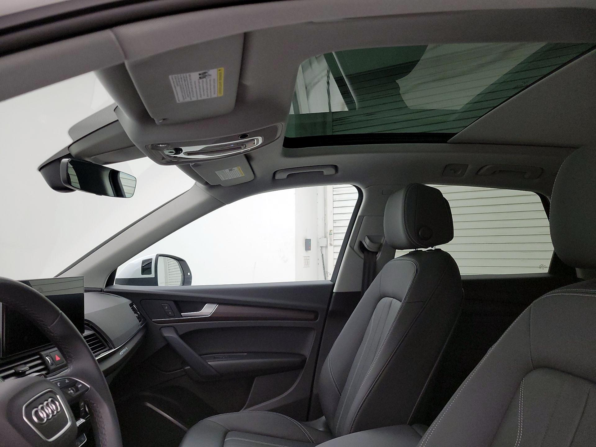 Thumbnail: 2022 Audi Q5 - 19