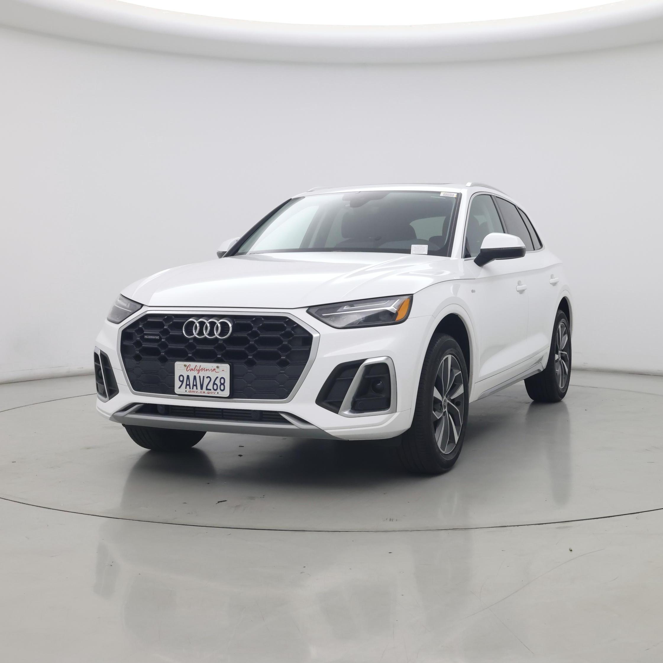 Thumbnail: 2022 Audi Q5 - 4