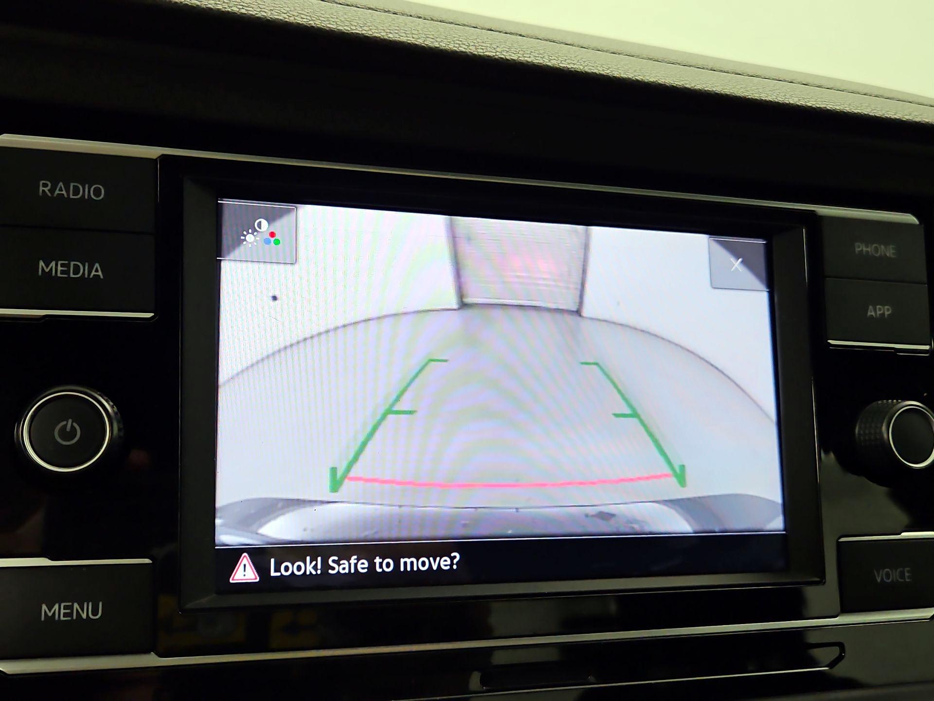 Thumbnail: 2023 Volkswagen Jetta - 14