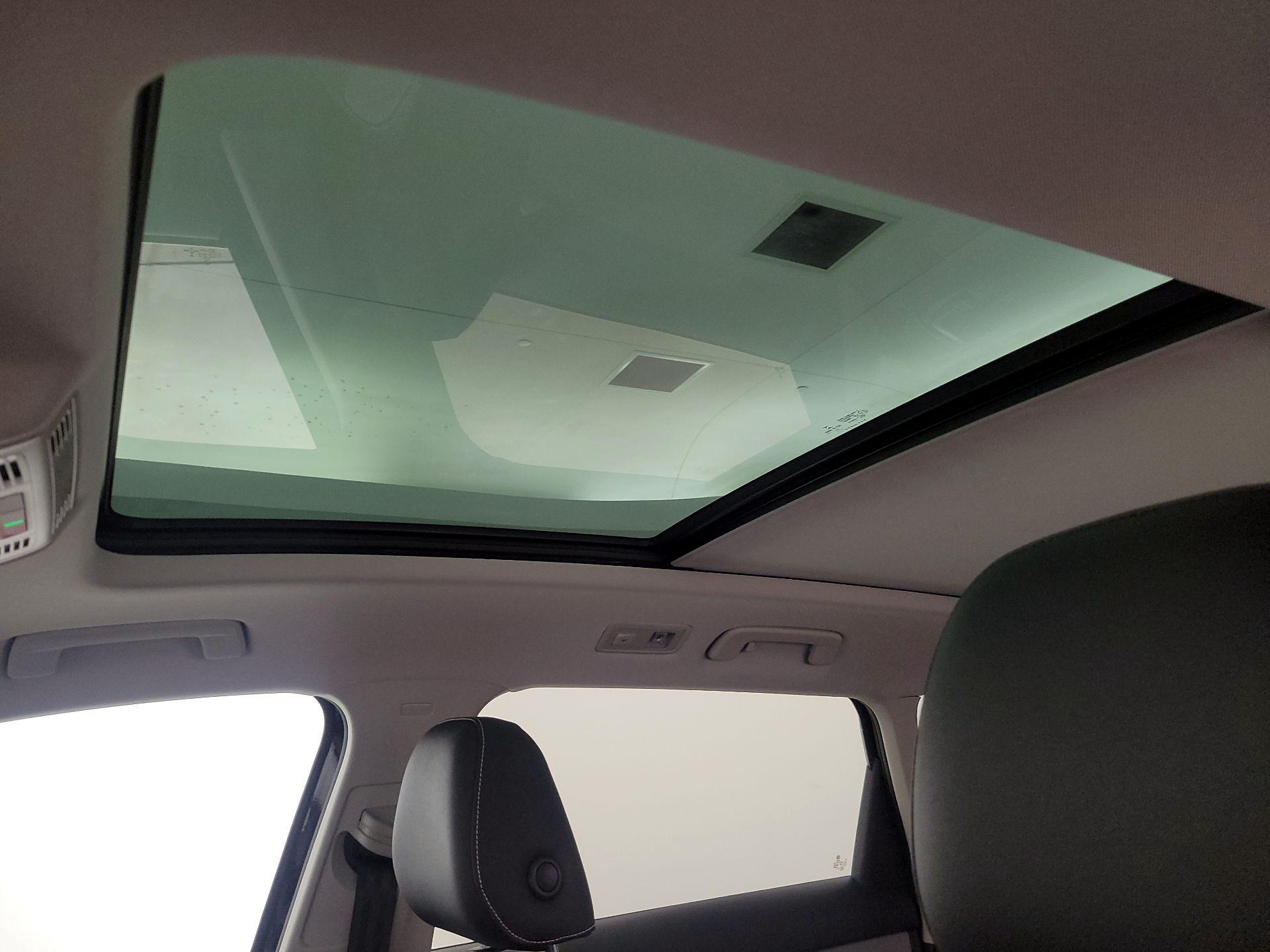 Thumbnail: 2023 Volkswagen Taos - 20