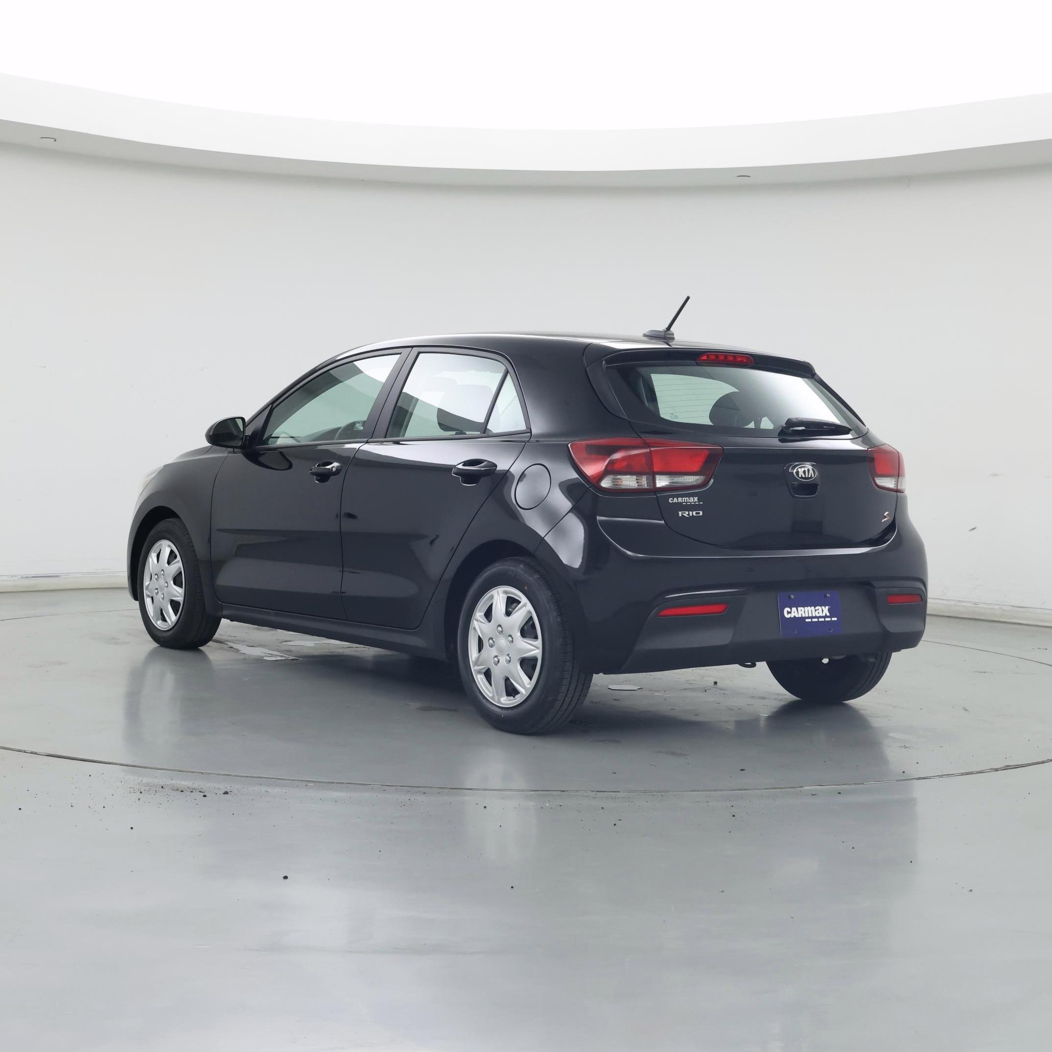 Thumbnail: 2021 Kia Rio5 - 2