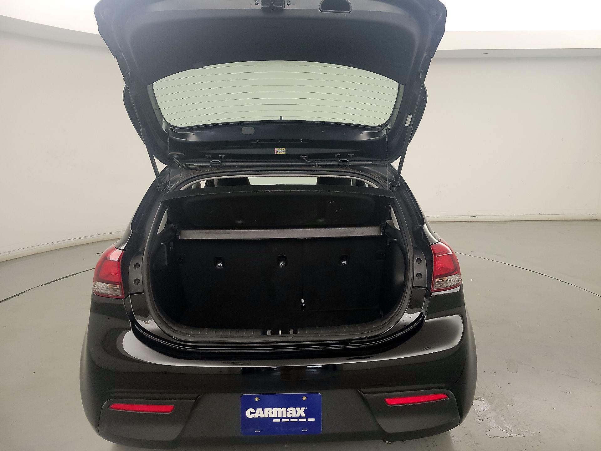 Thumbnail: 2021 Kia Rio5 - 20