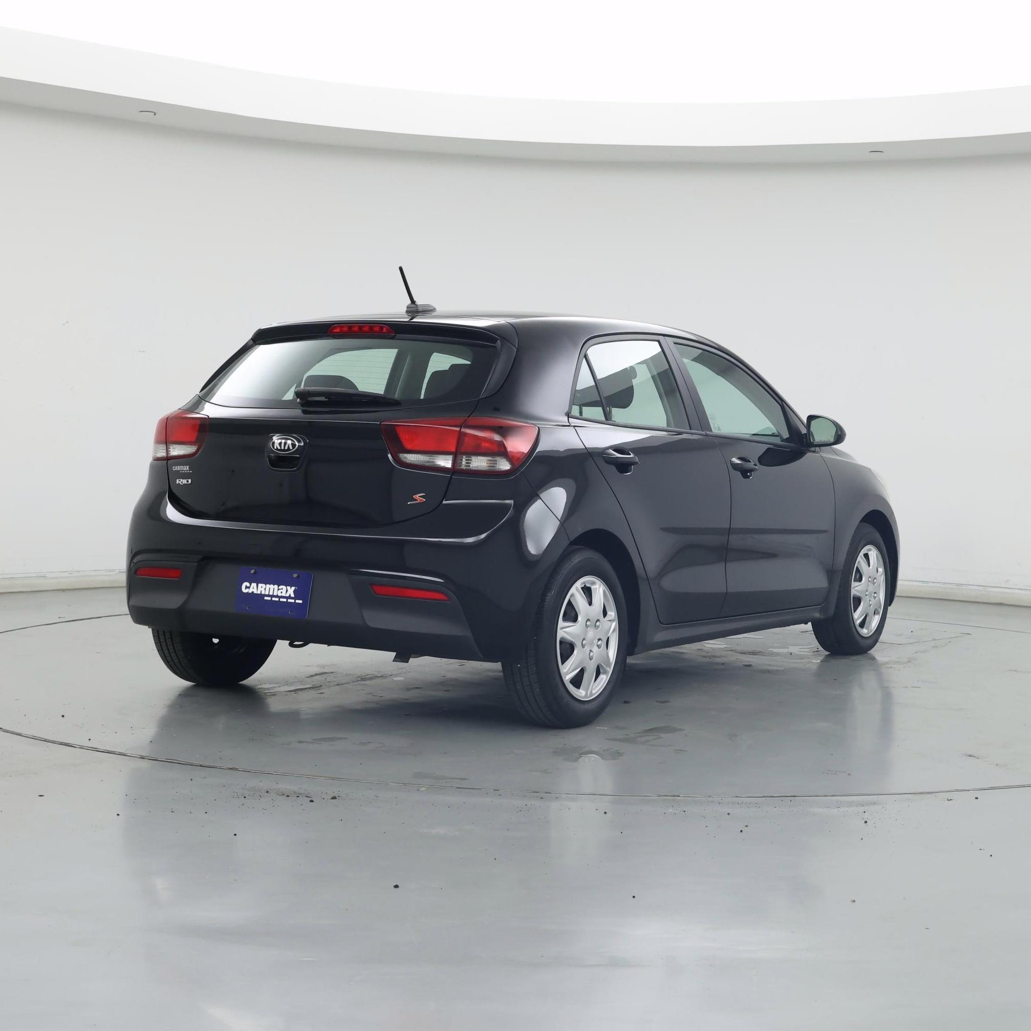 Thumbnail: 2021 Kia Rio5 - 8