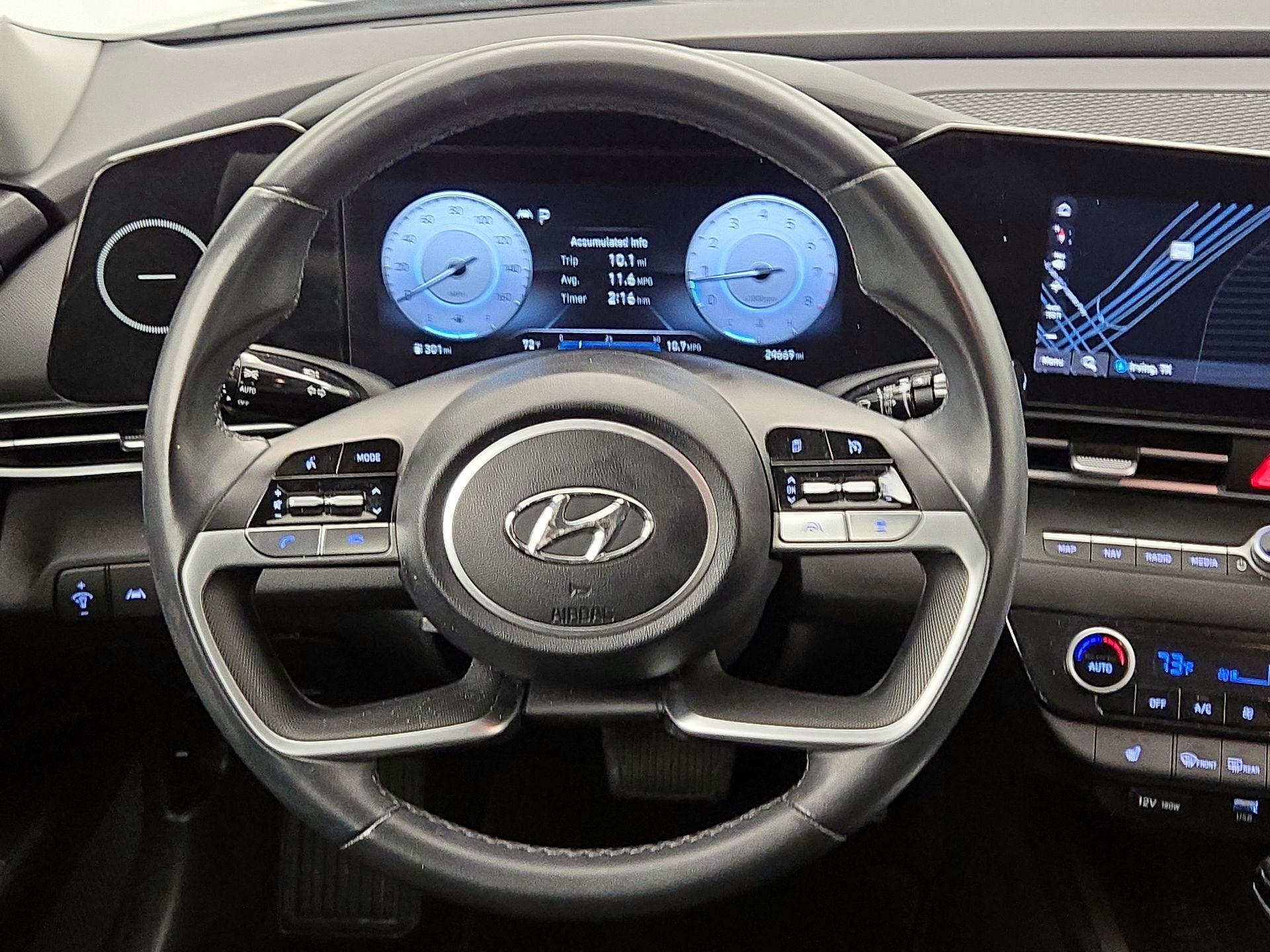 Thumbnail: 2023 Hyundai Elantra - 10