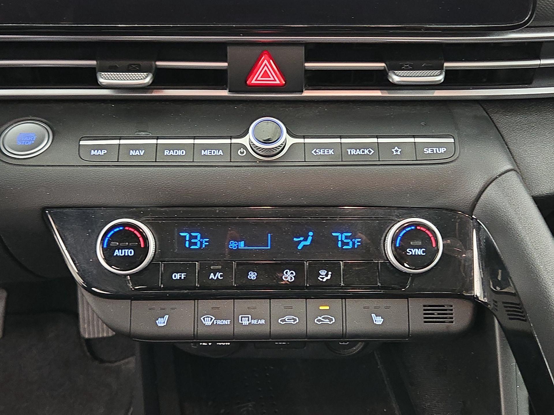 Thumbnail: 2023 Hyundai Elantra - 17