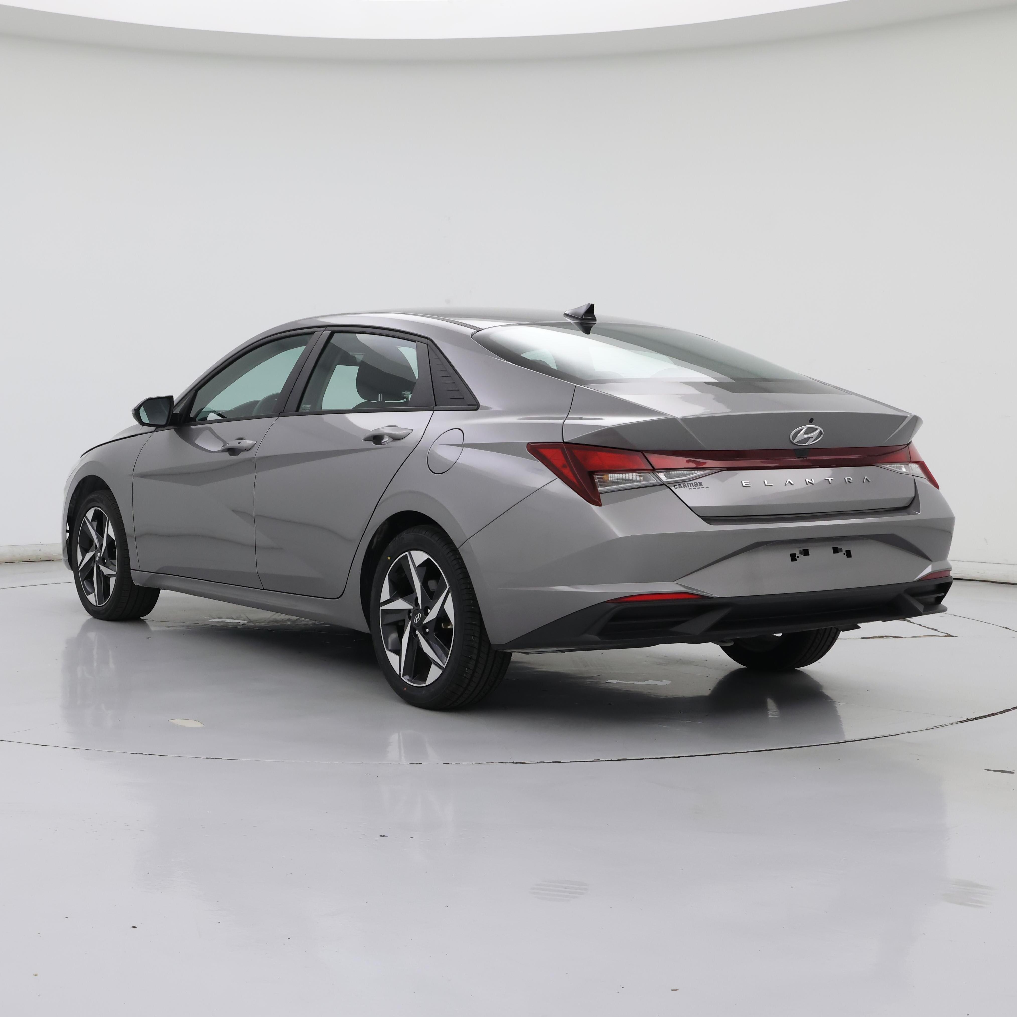 Thumbnail: 2023 Hyundai Elantra - 2