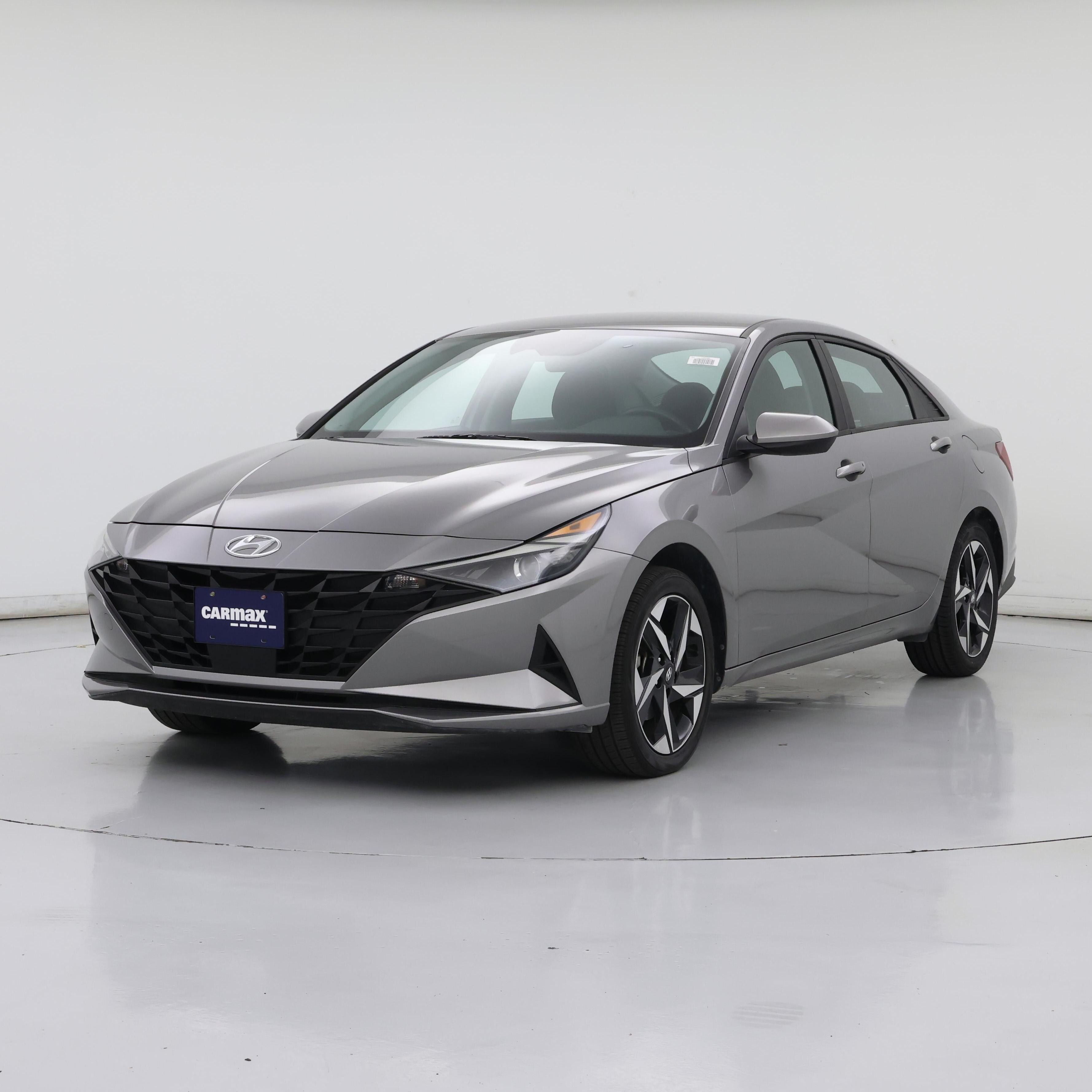 Thumbnail: 2023 Hyundai Elantra - 4