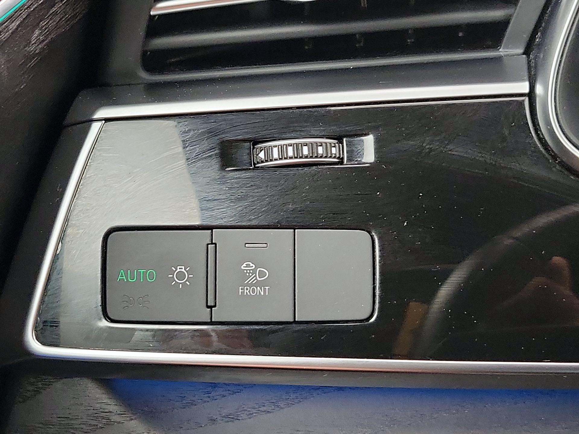 Thumbnail: 2023 Audi Q7 - 13