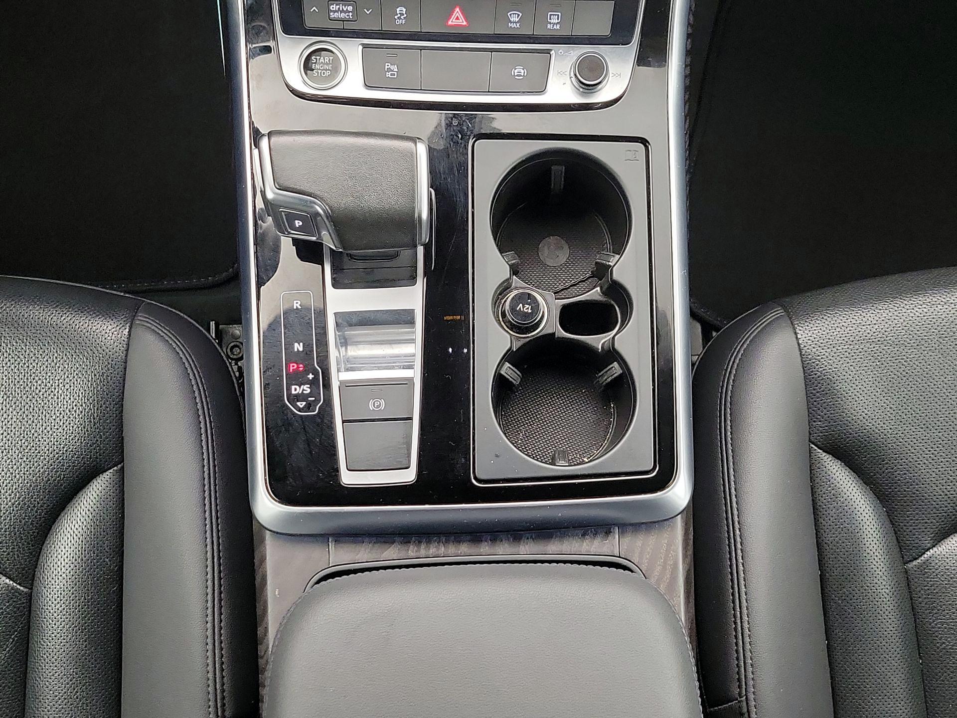 Thumbnail: 2023 Audi Q7 - 18