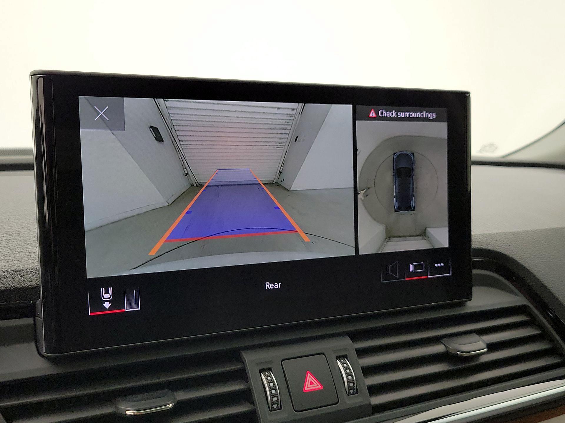 Thumbnail: 2022 Audi Q5 - 14