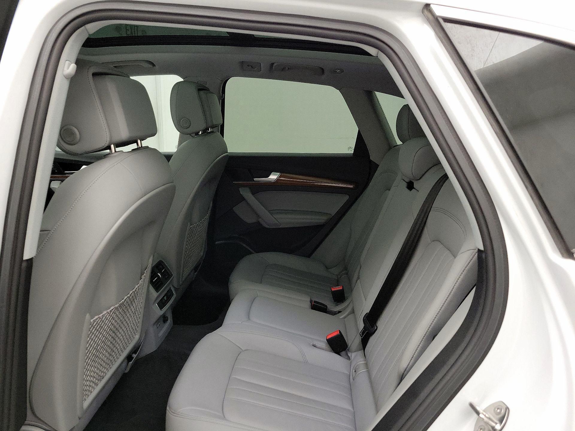 Thumbnail: 2022 Audi Q5 - 20