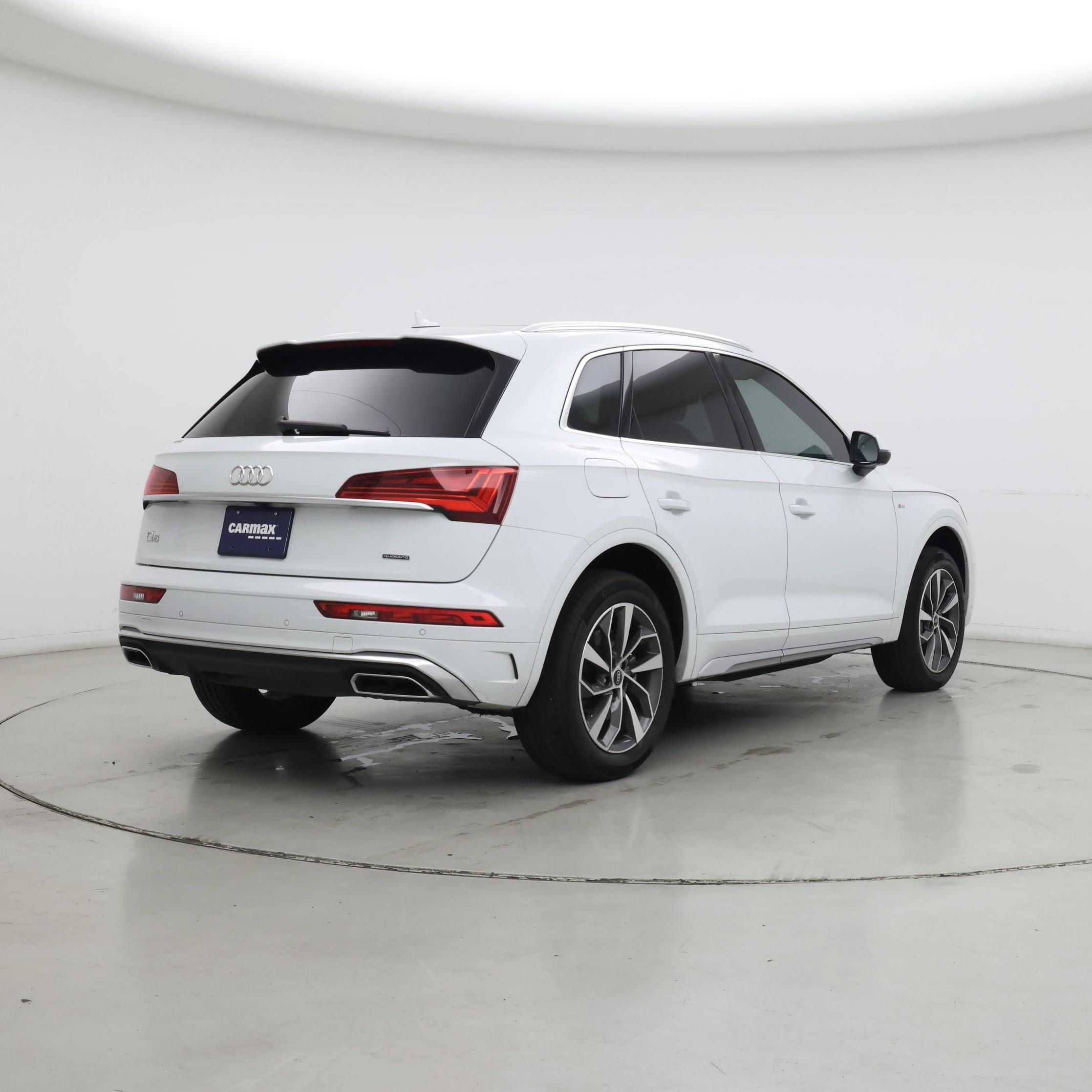 Thumbnail: 2022 Audi Q5 - 8