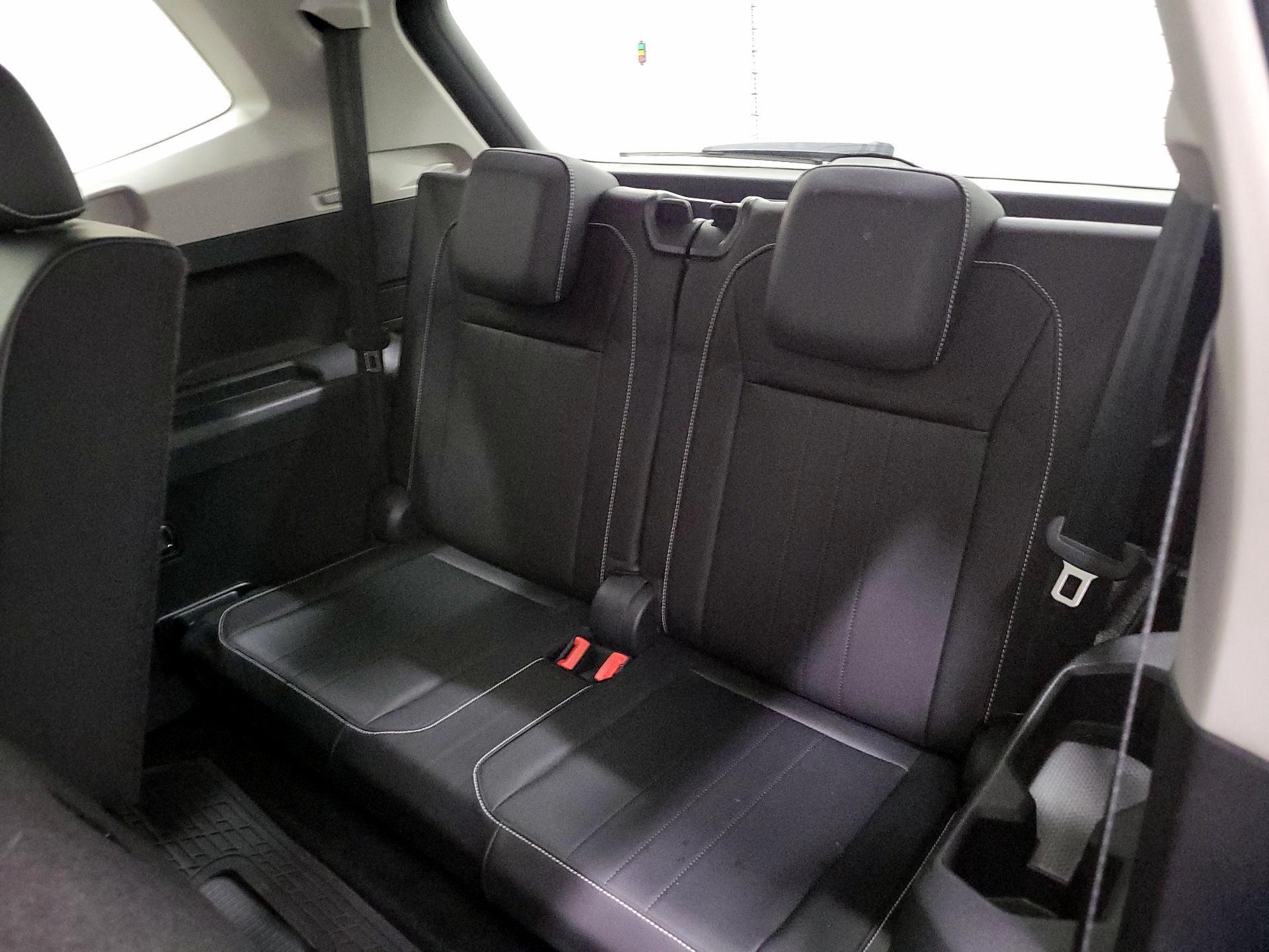 Thumbnail: 2023 Volkswagen Tiguan - 20