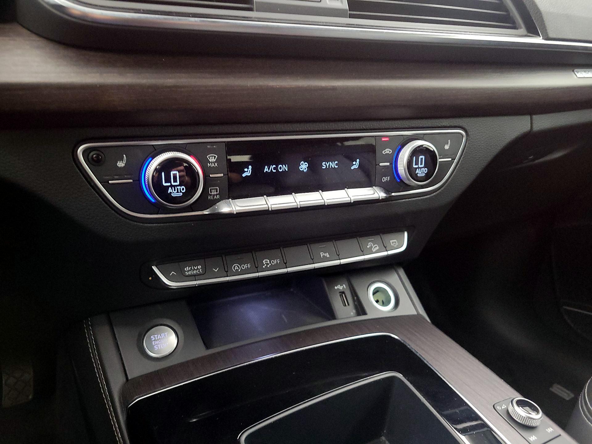 Thumbnail: 2022 Audi Q5 - 17