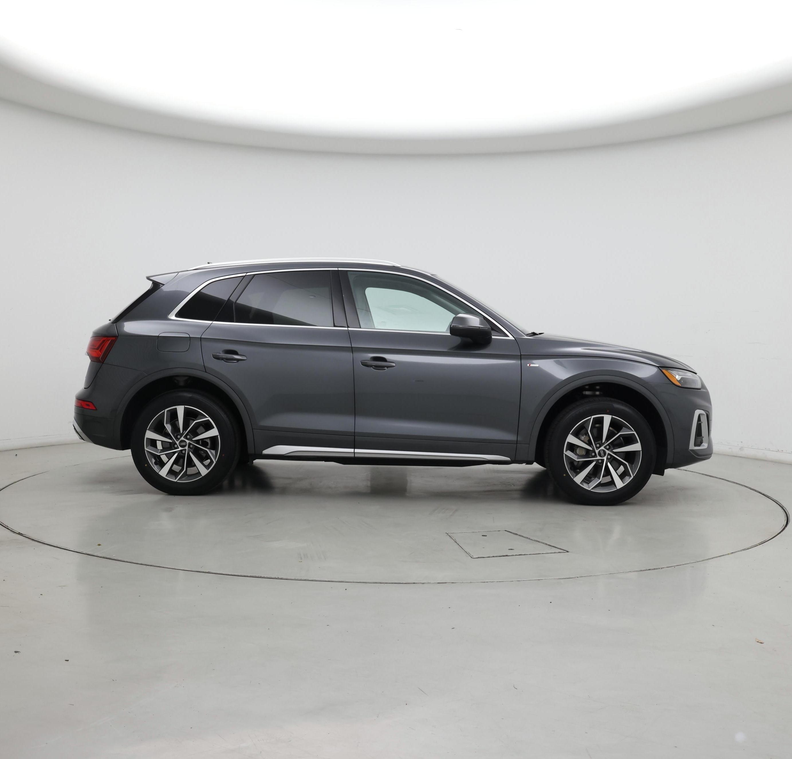 Thumbnail: 2022 Audi Q5 - 7