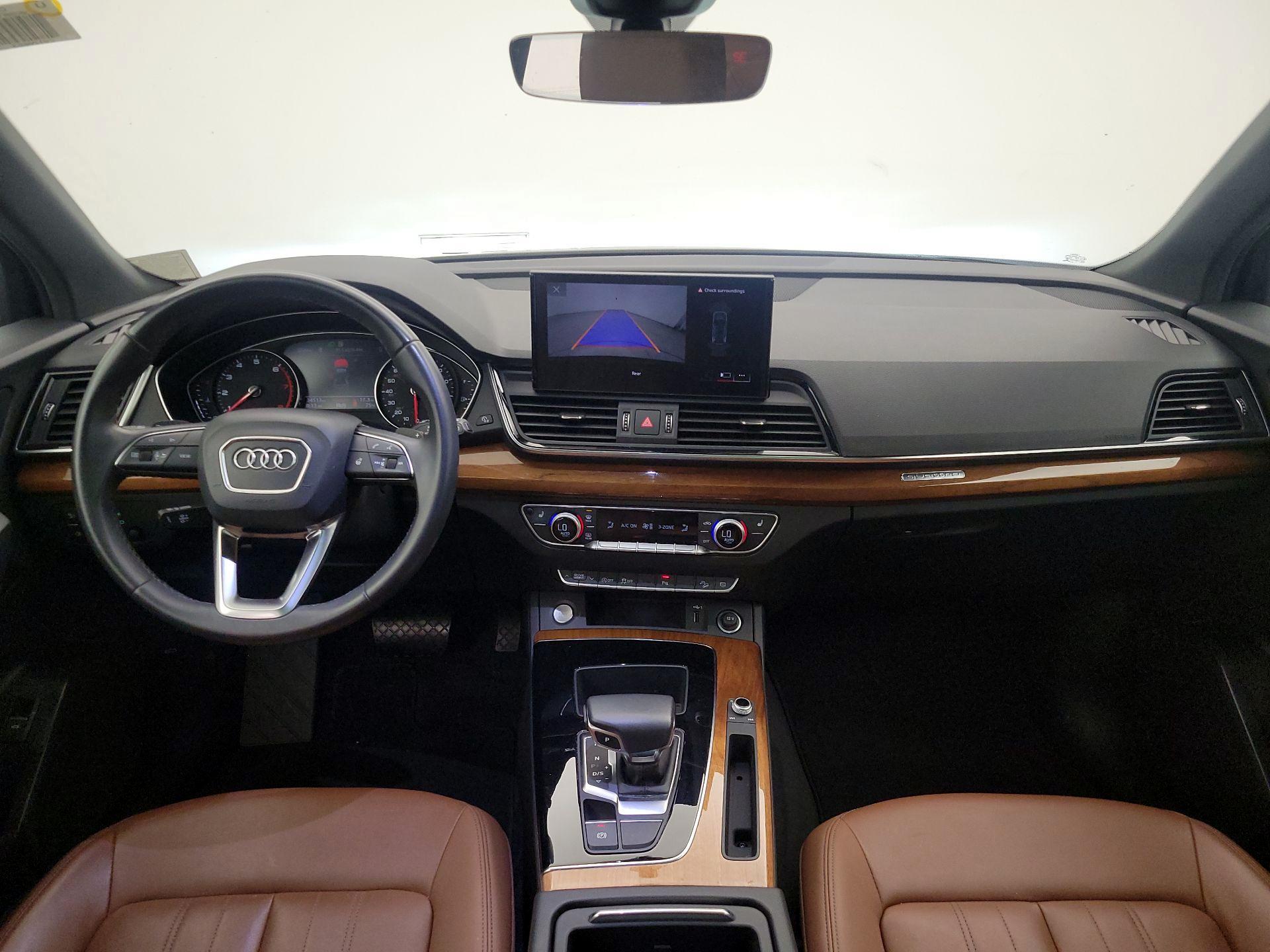 Thumbnail: 2022 Audi Q5 - 9