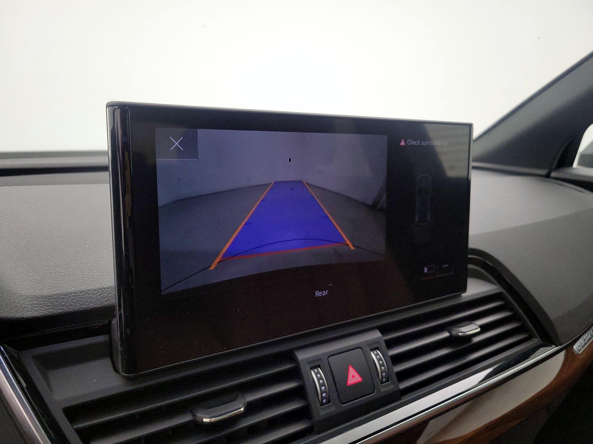 Thumbnail: 2022 Audi Q5 - 14