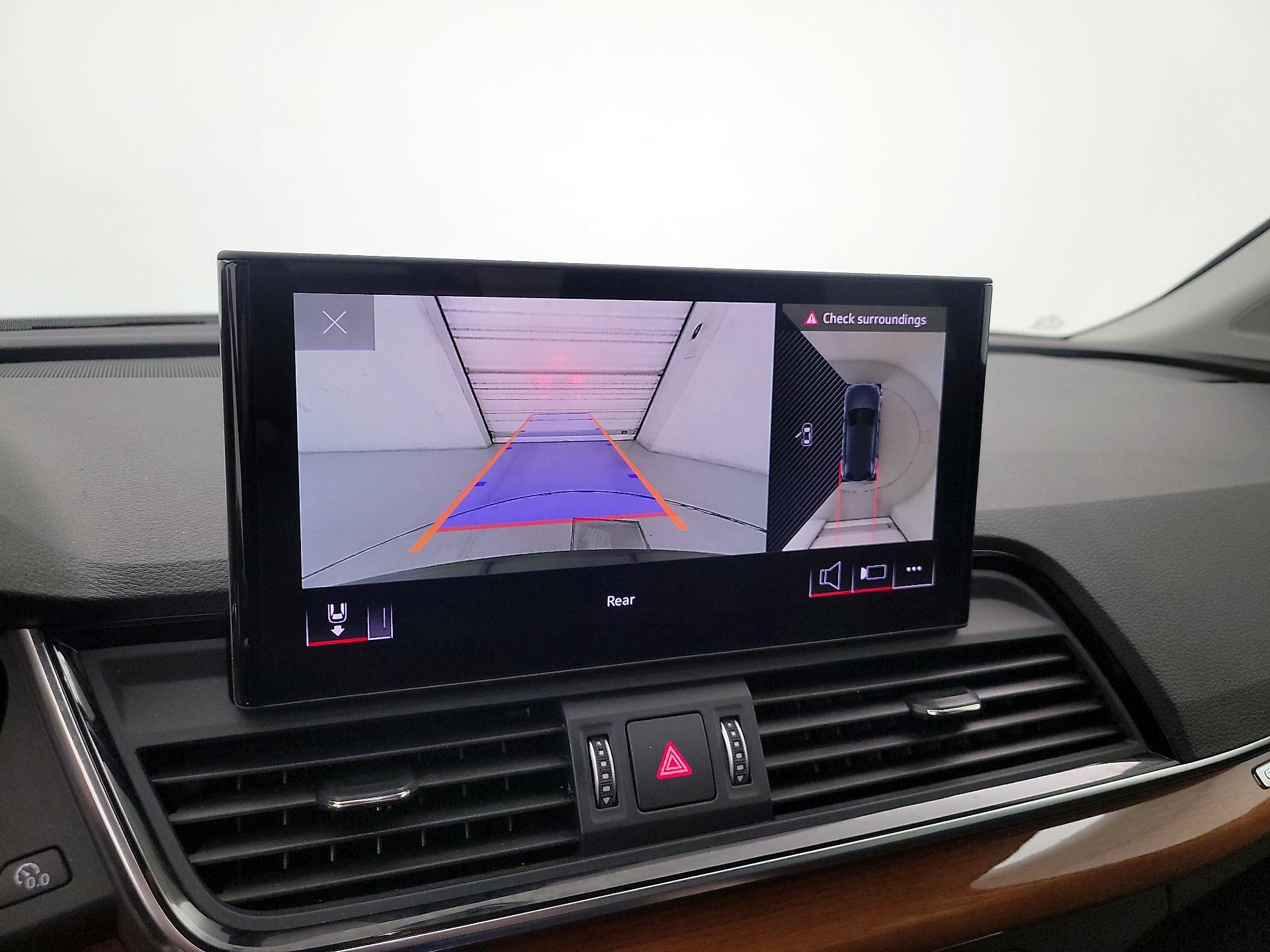 Thumbnail: 2022 Audi Q5 - 15