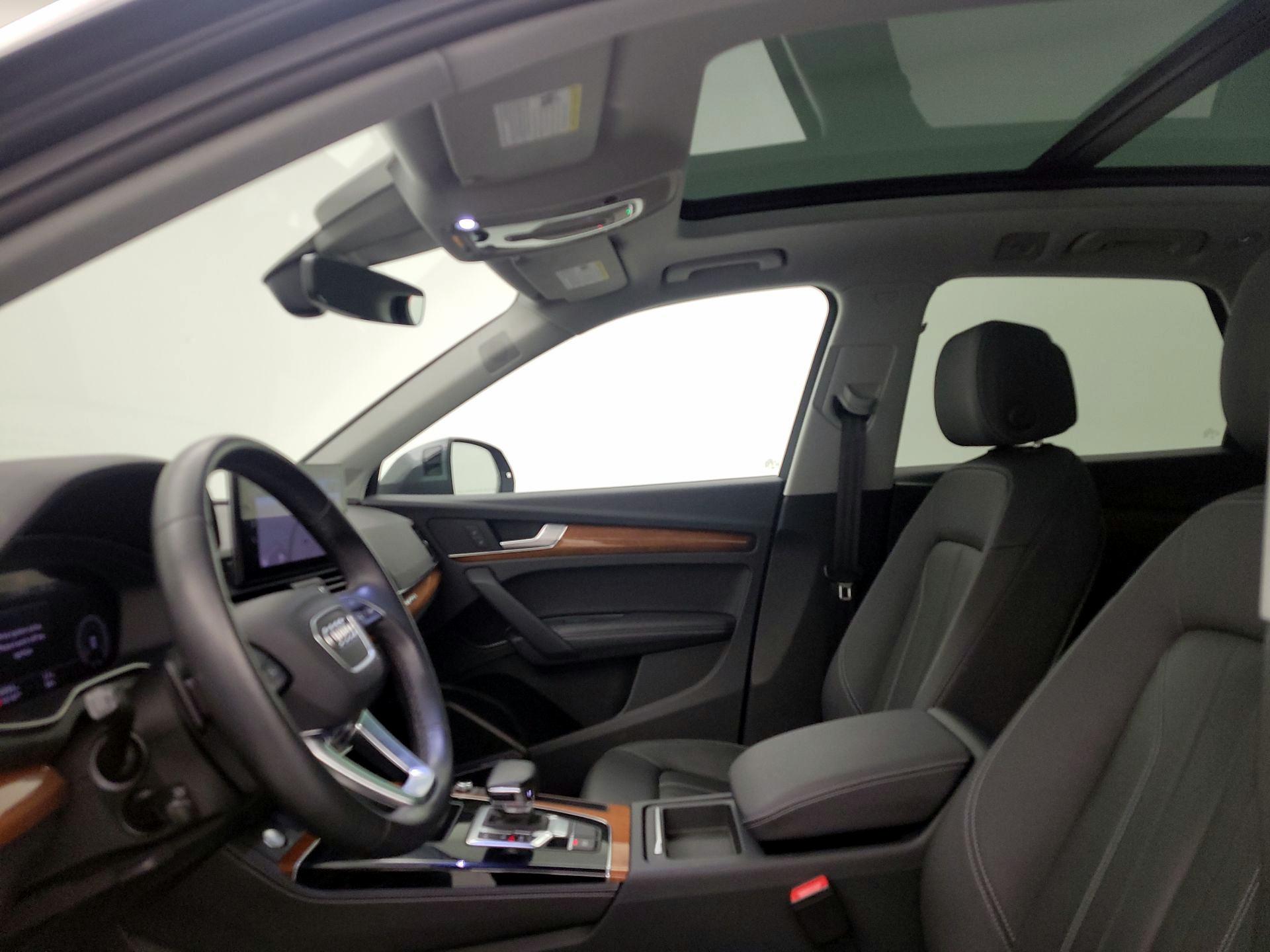 Thumbnail: 2022 Audi Q5 - 20