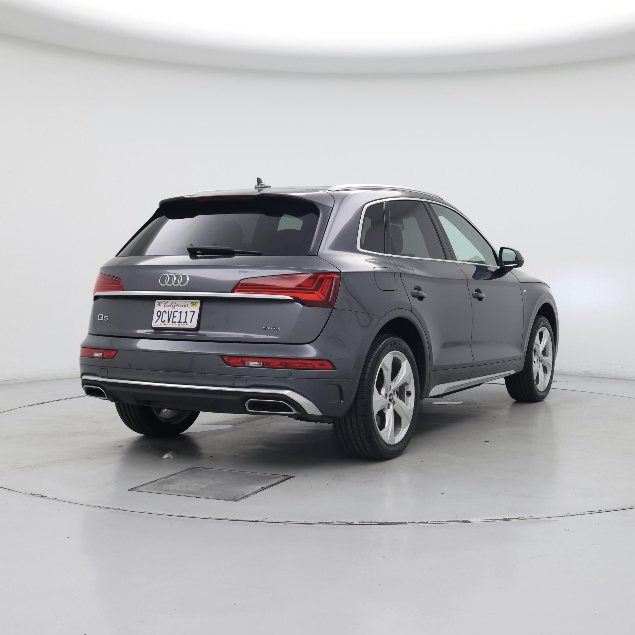 Thumbnail: 2022 Audi Q5 - 8