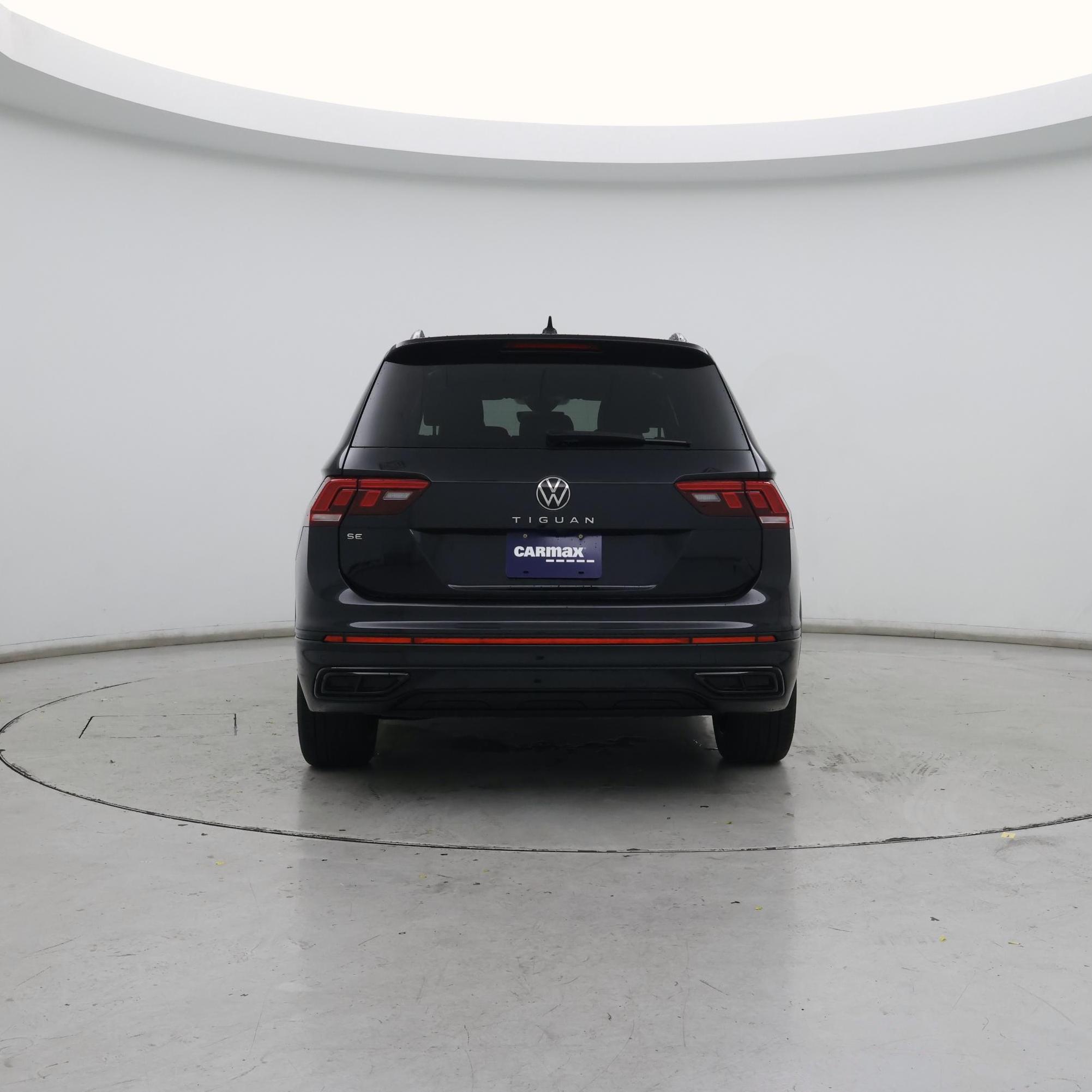 Thumbnail: 2023 Volkswagen Tiguan - 6