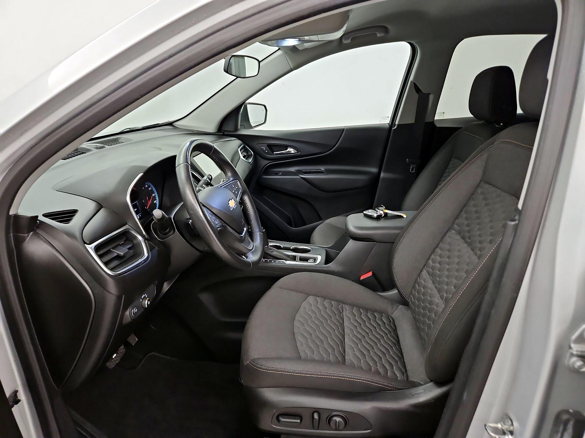 Thumbnail: 2018 Chevrolet Equinox - 11