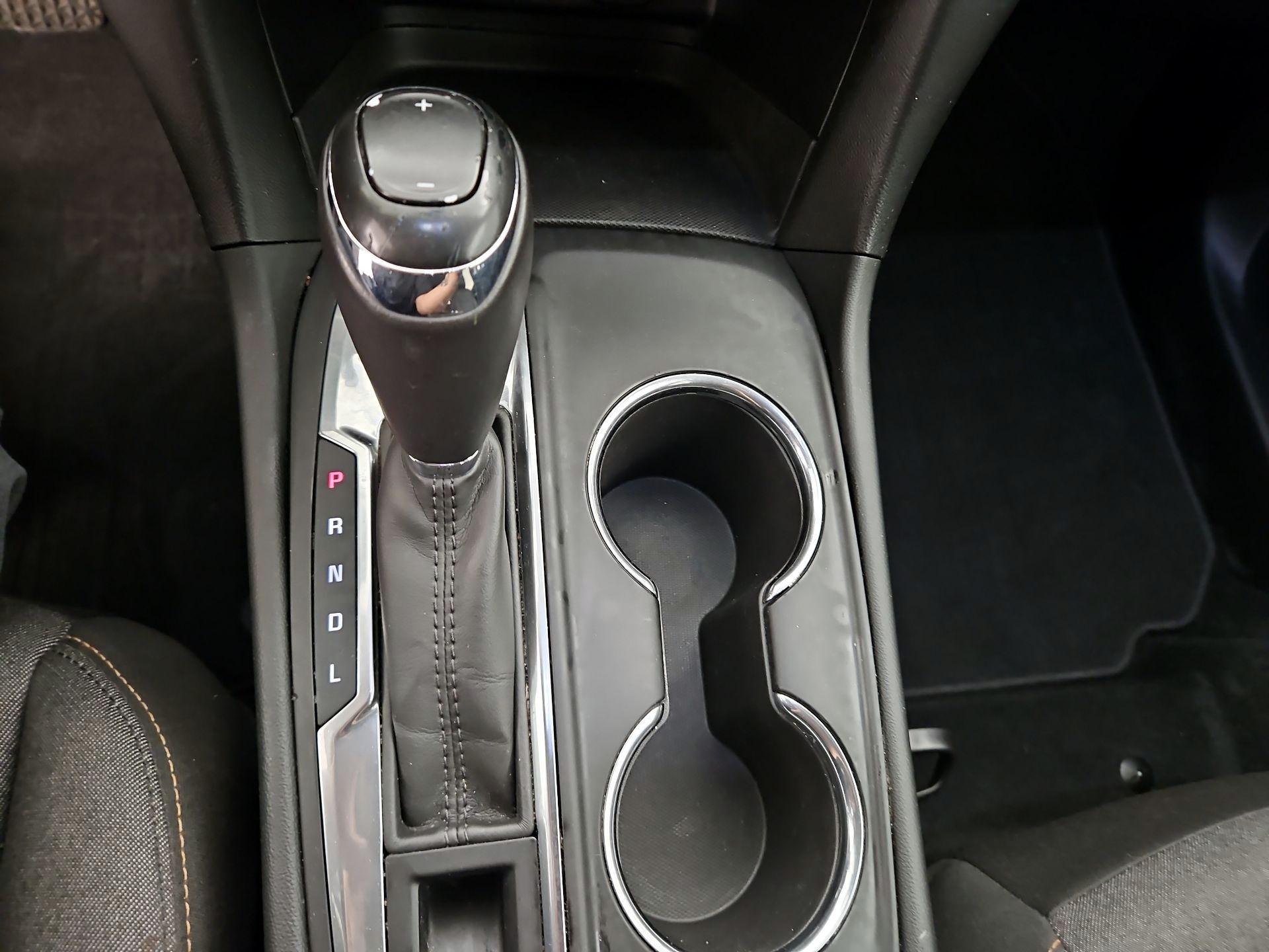 Thumbnail: 2018 Chevrolet Equinox - 17