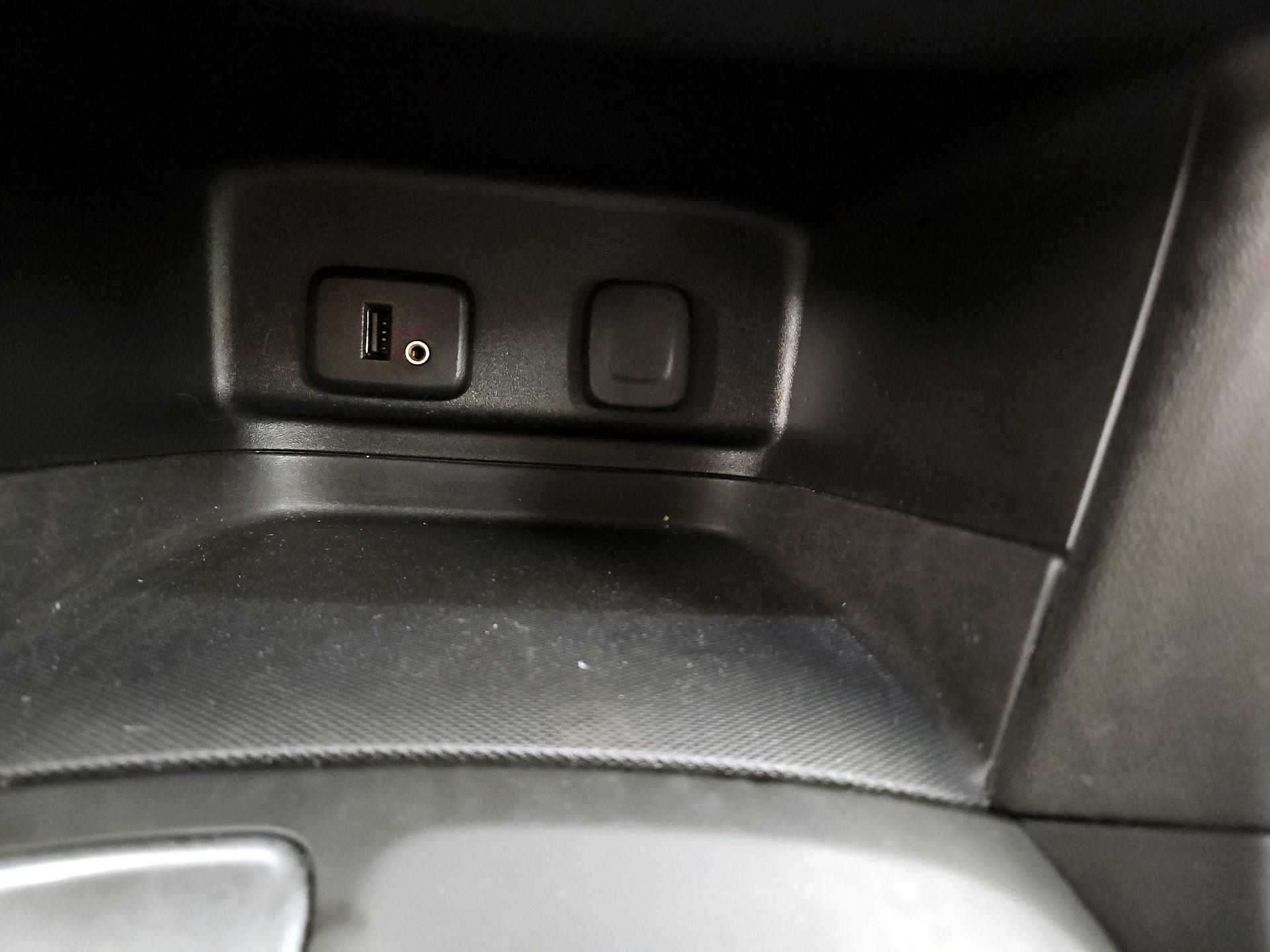 Thumbnail: 2018 Chevrolet Equinox - 18