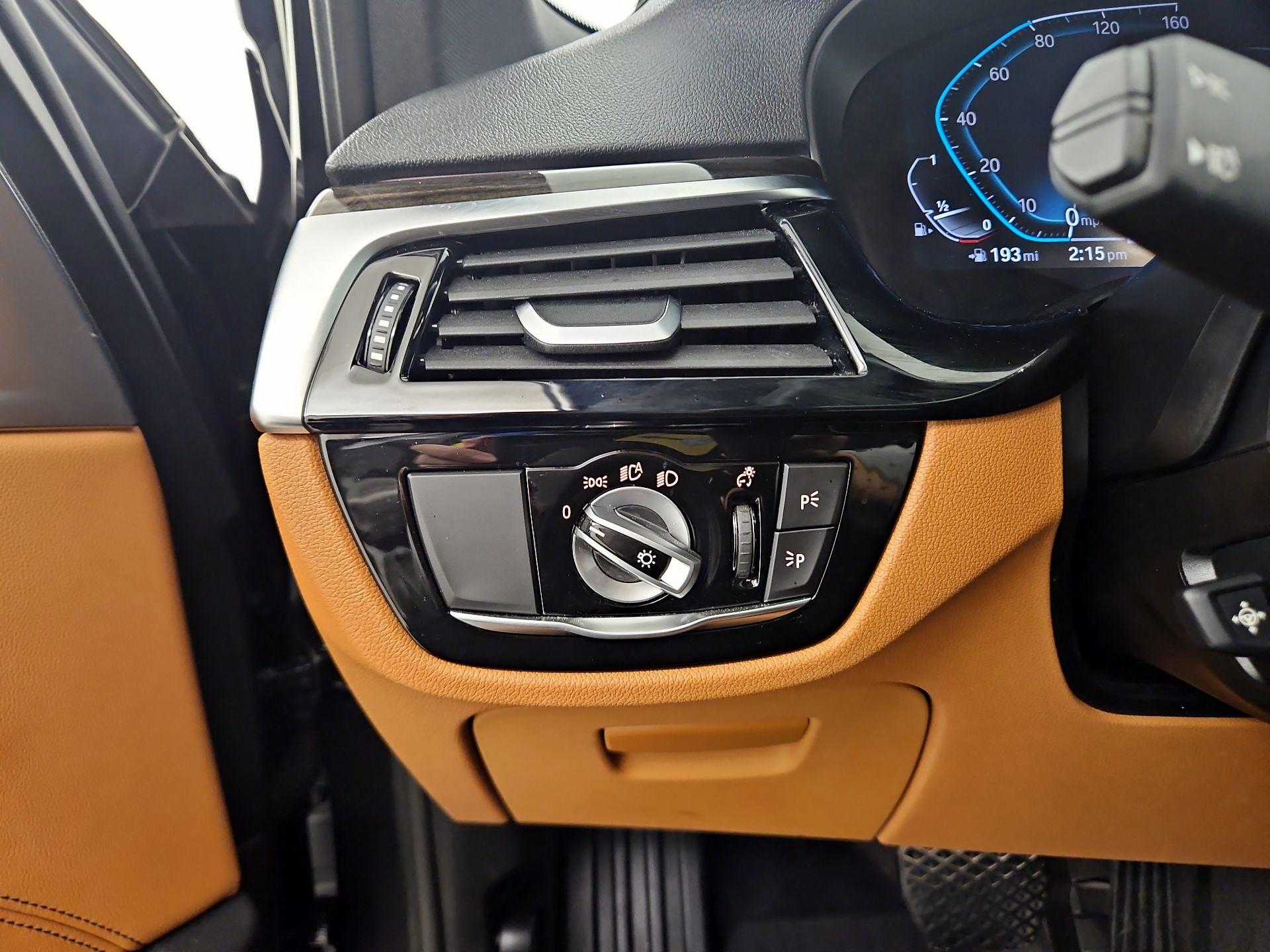 Thumbnail: 2022 BMW 5 Series - 13