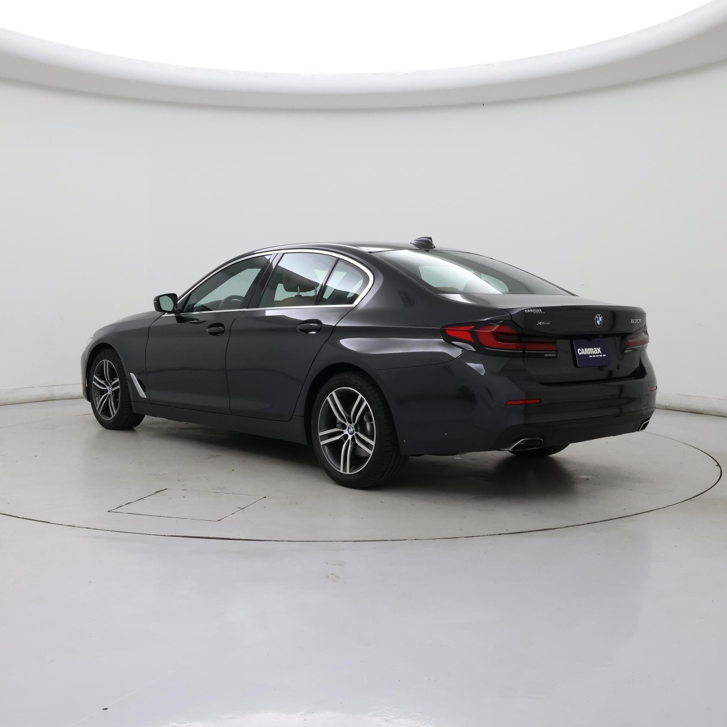 Thumbnail: 2022 BMW 5 Series - 2