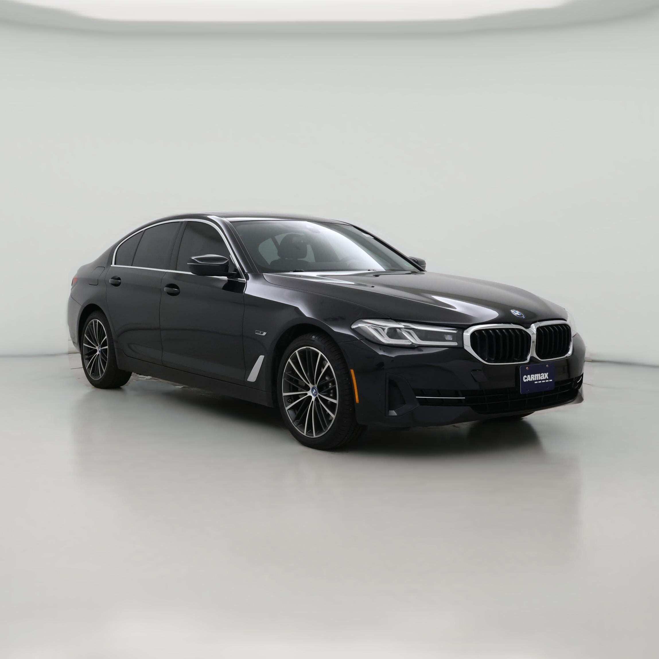 Thumbnail: 2023 BMW 5 Series - 1