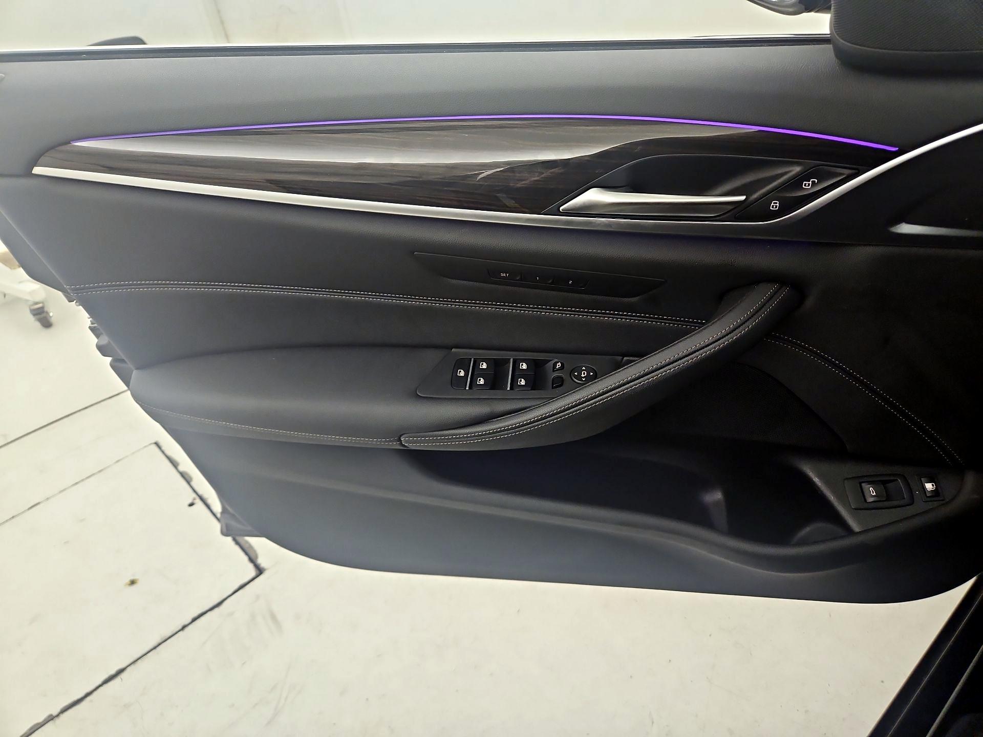 Thumbnail: 2023 BMW 5 Series - 12