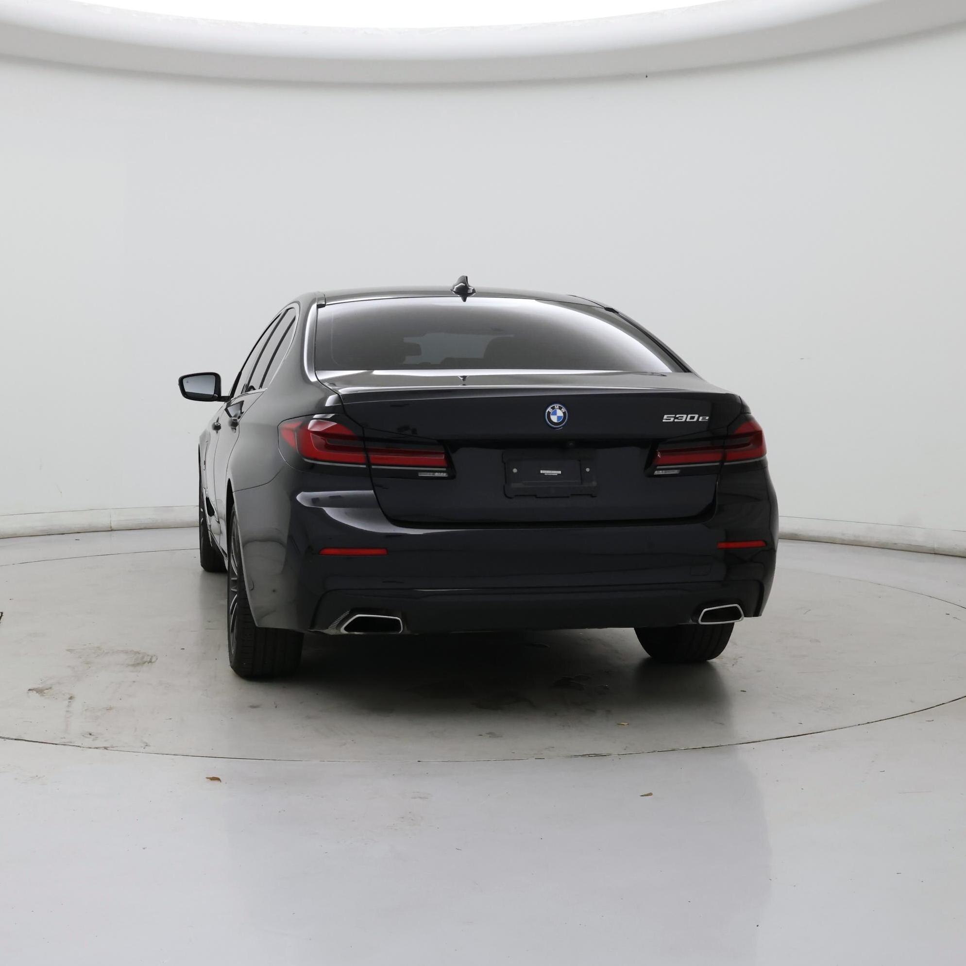 Thumbnail: 2023 BMW 5 Series - 6