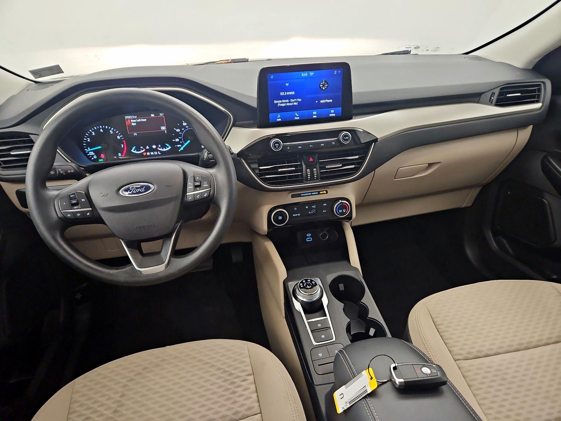 Thumbnail: 2021 Ford Escape - 9